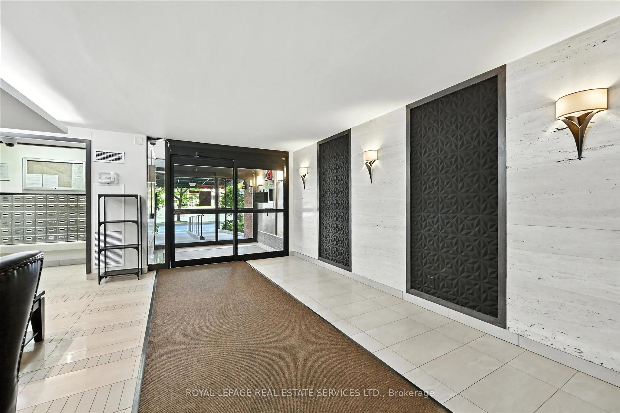 1425 Ghent Avenue, #707