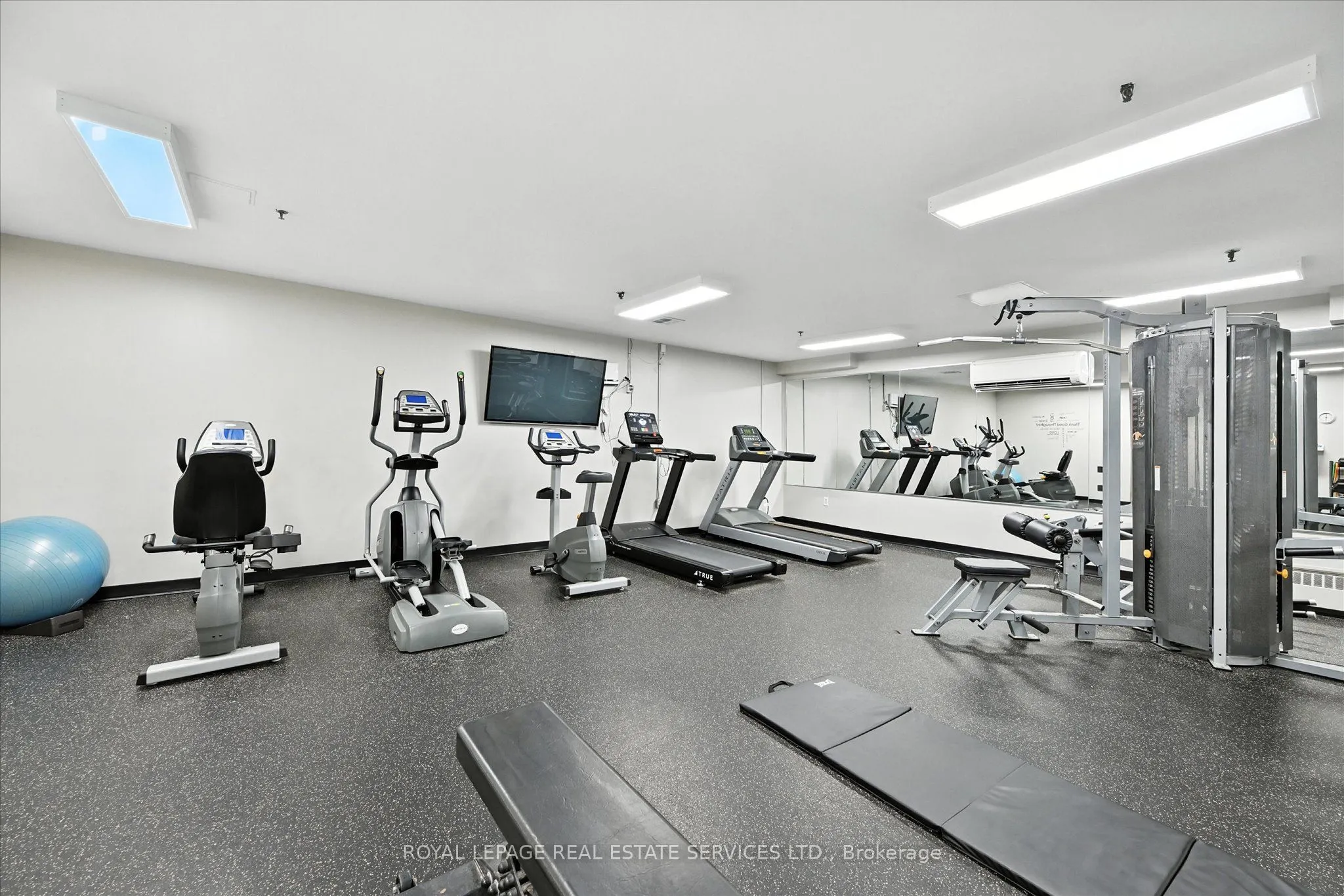 1425 Ghent Avenue, #707