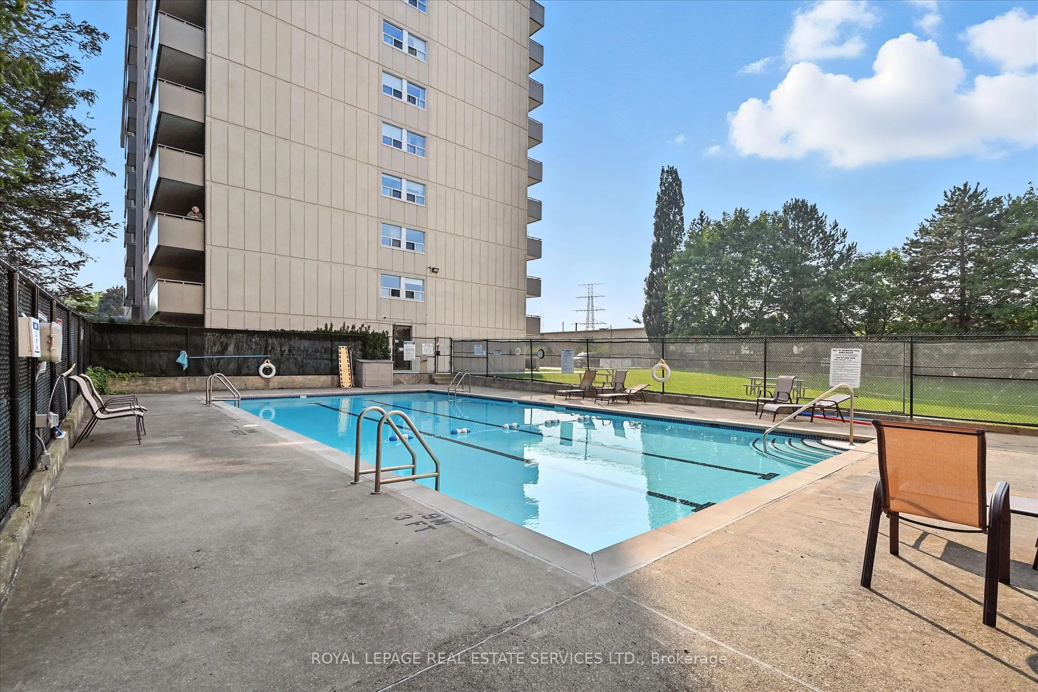 1425 Ghent Avenue, #707