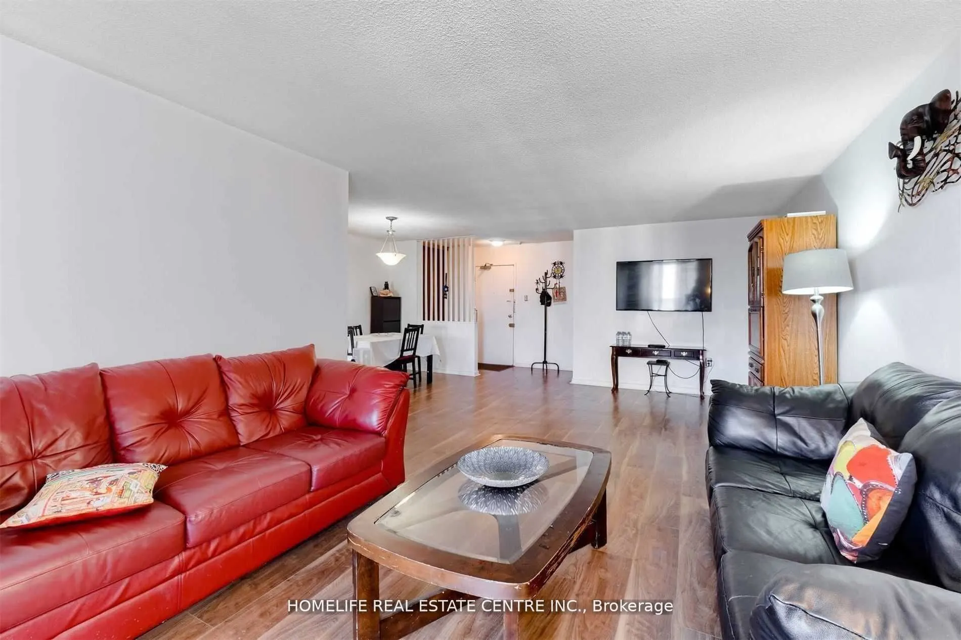 21 Knightsbridge Road, #1210