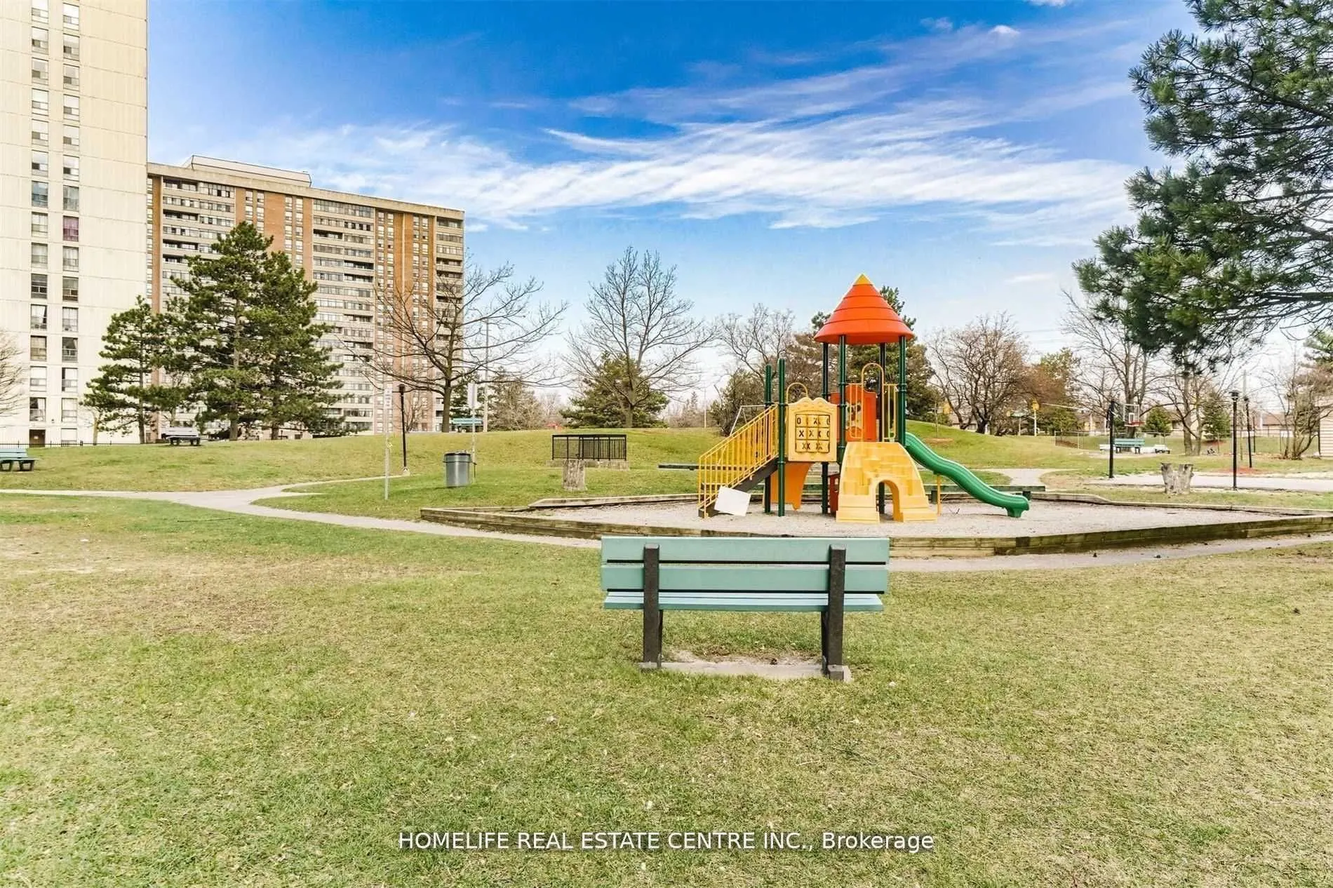 21 Knightsbridge Road, #1210