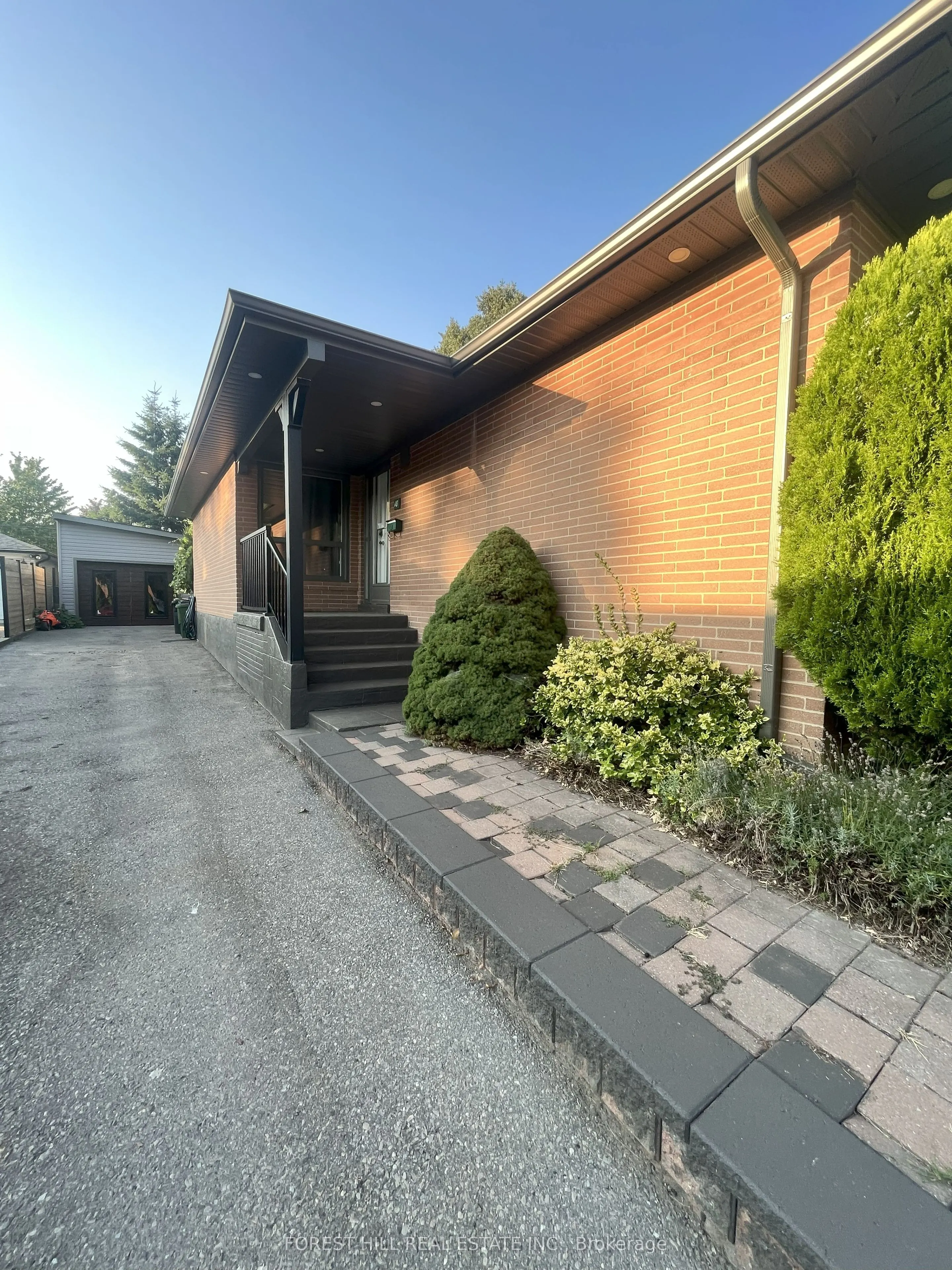 18 Fletcher Place