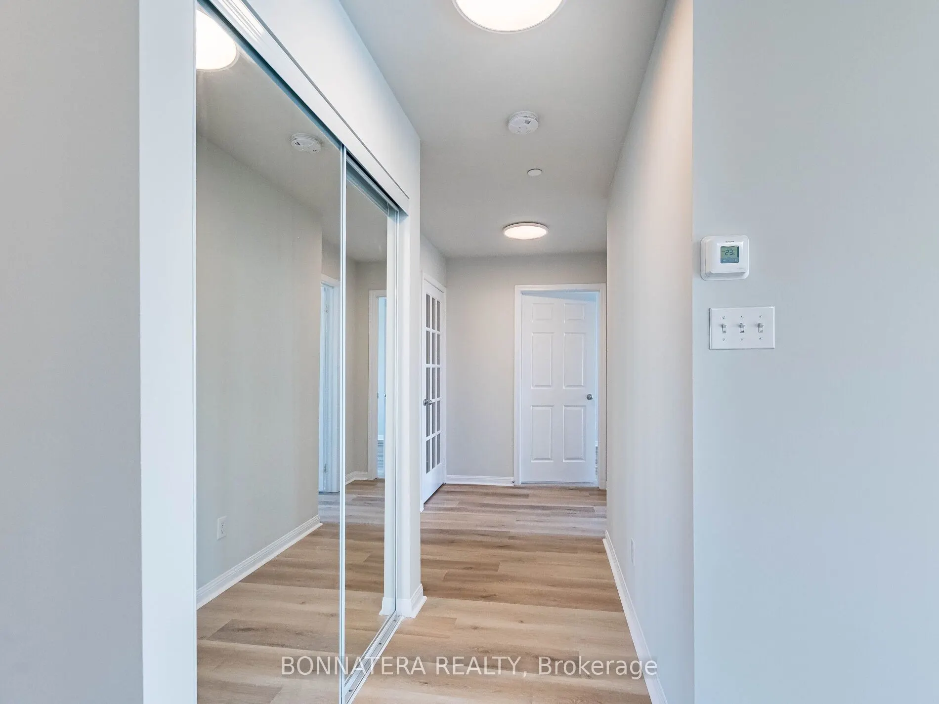 3075 Thomas Street, #407