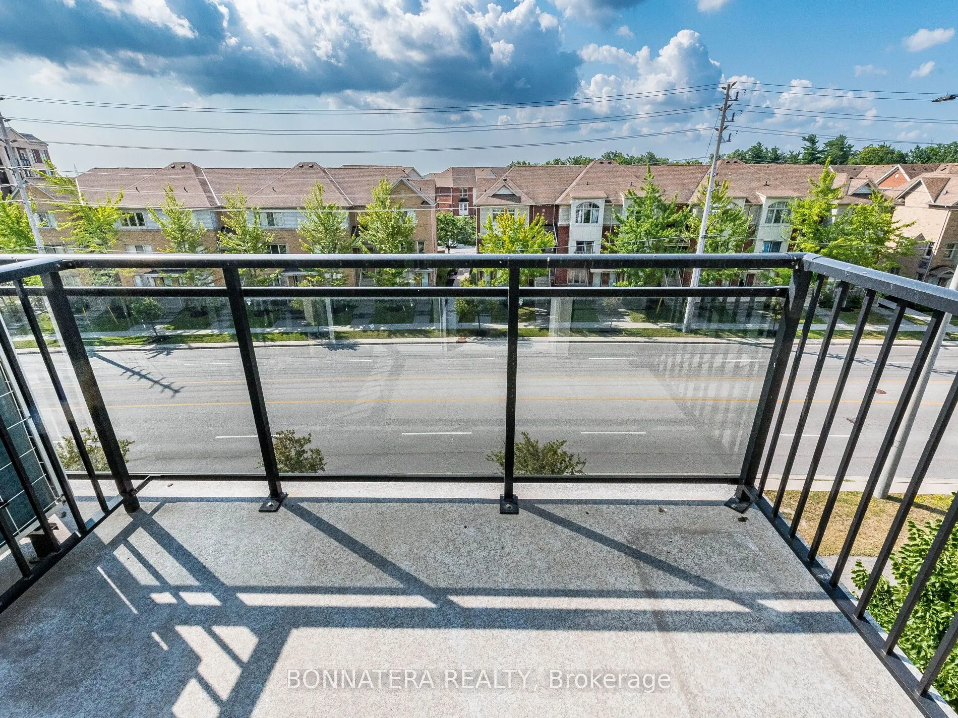 3075 Thomas Street, #407