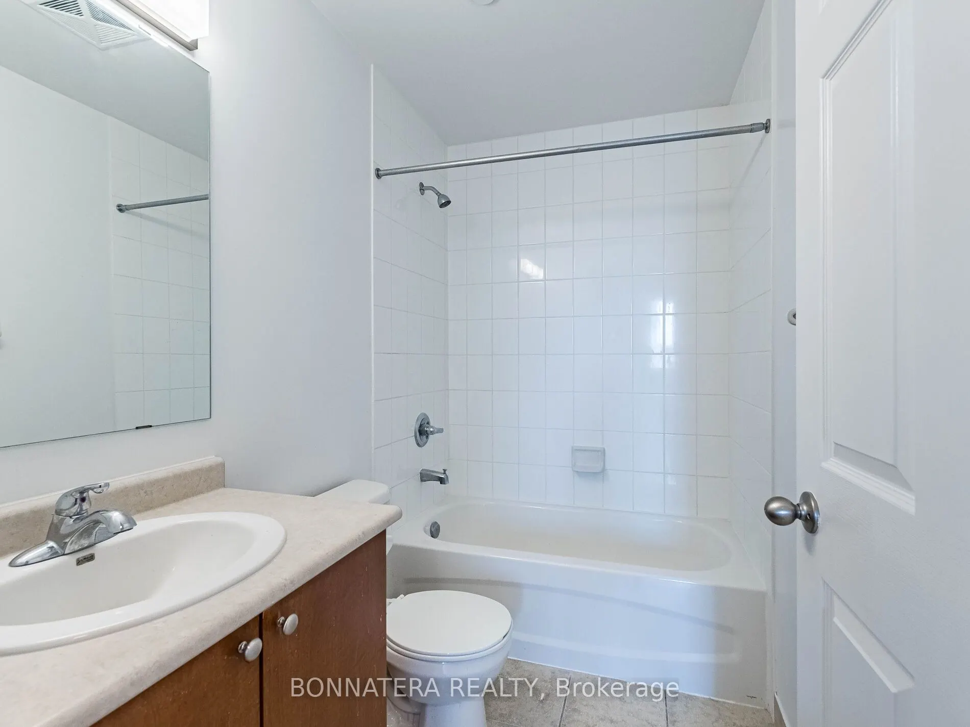 3075 Thomas Street, #407