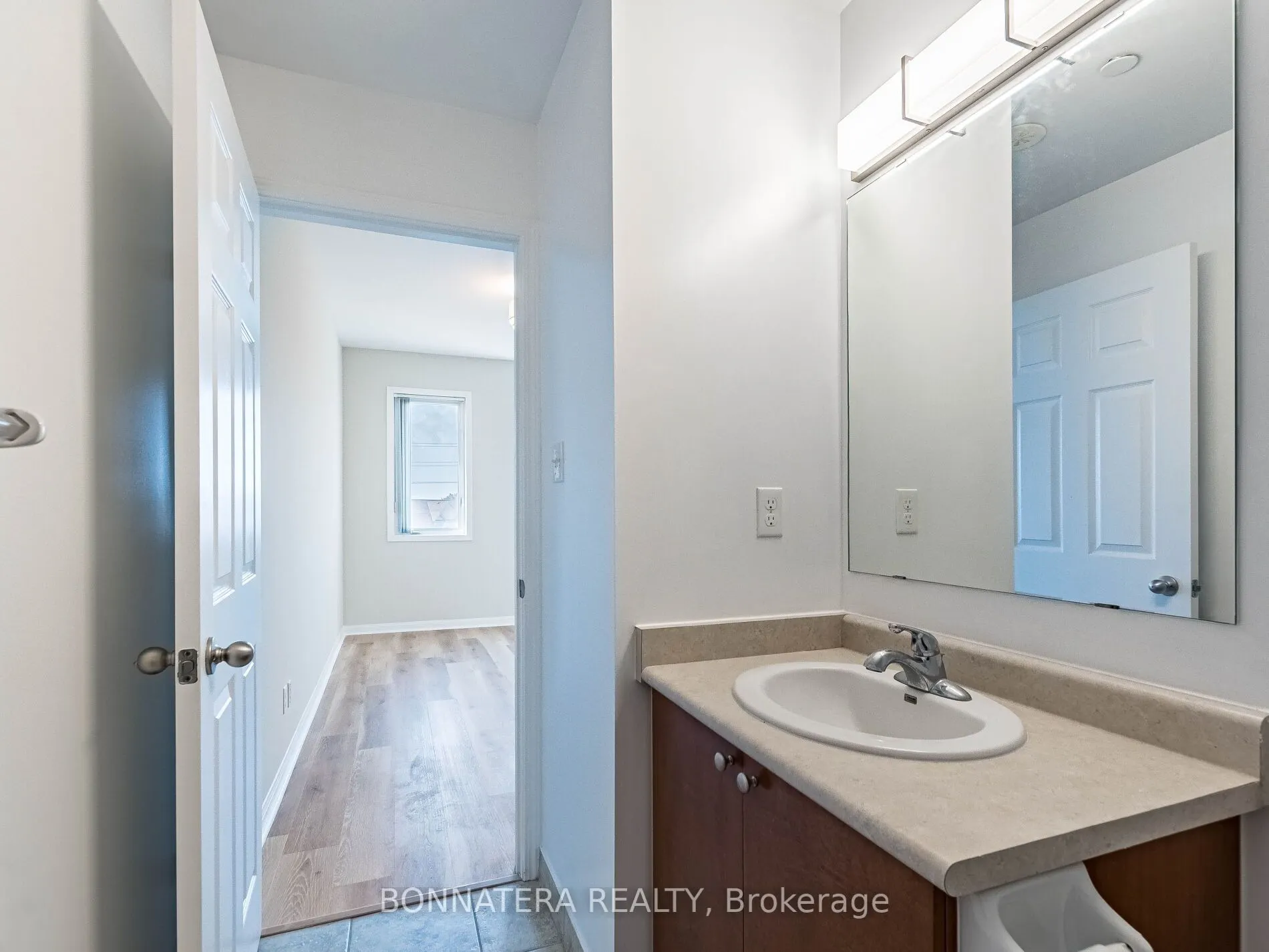 3075 Thomas Street, #407
