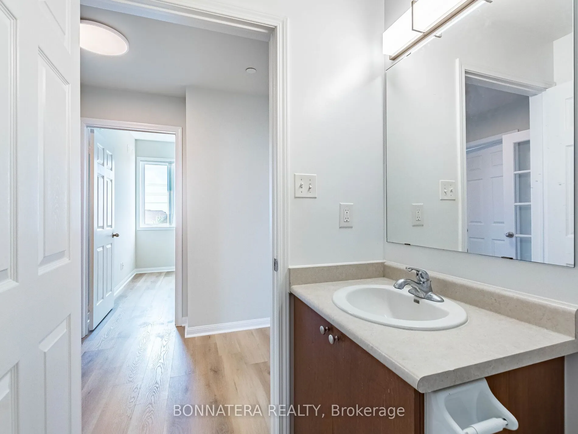 3075 Thomas Street, #407
