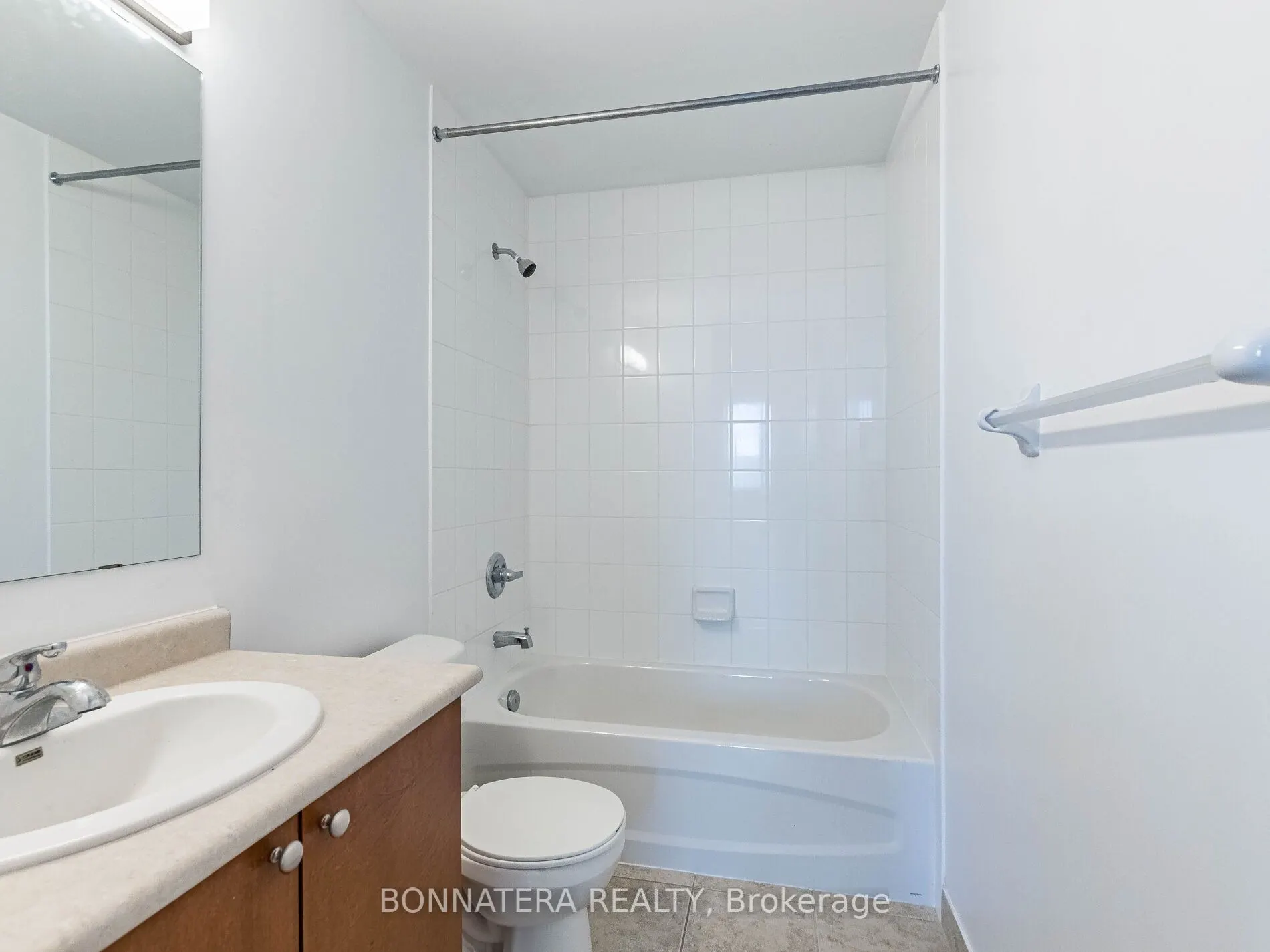 3075 Thomas Street, #407