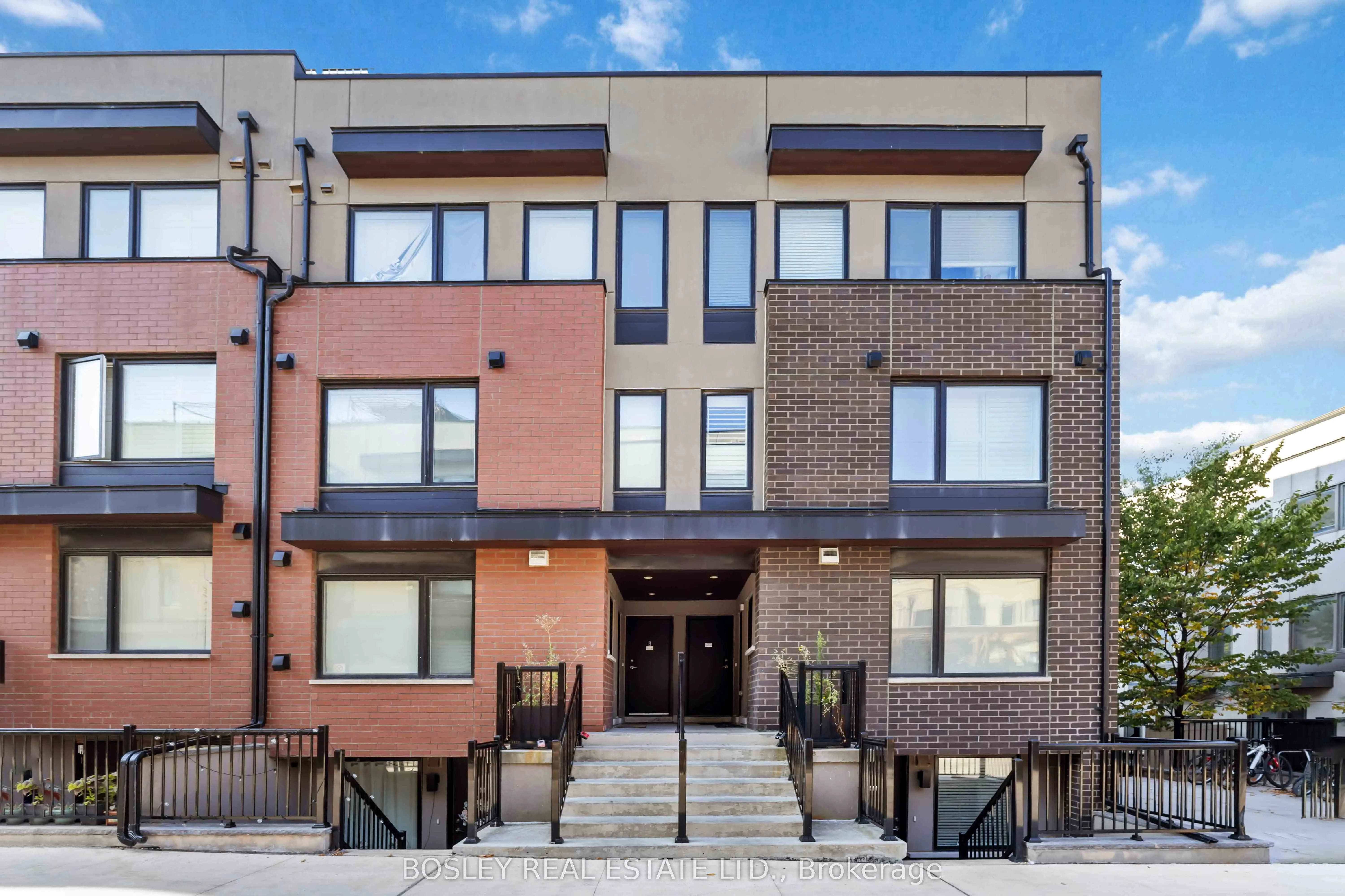 142 William Duncan Road, #16