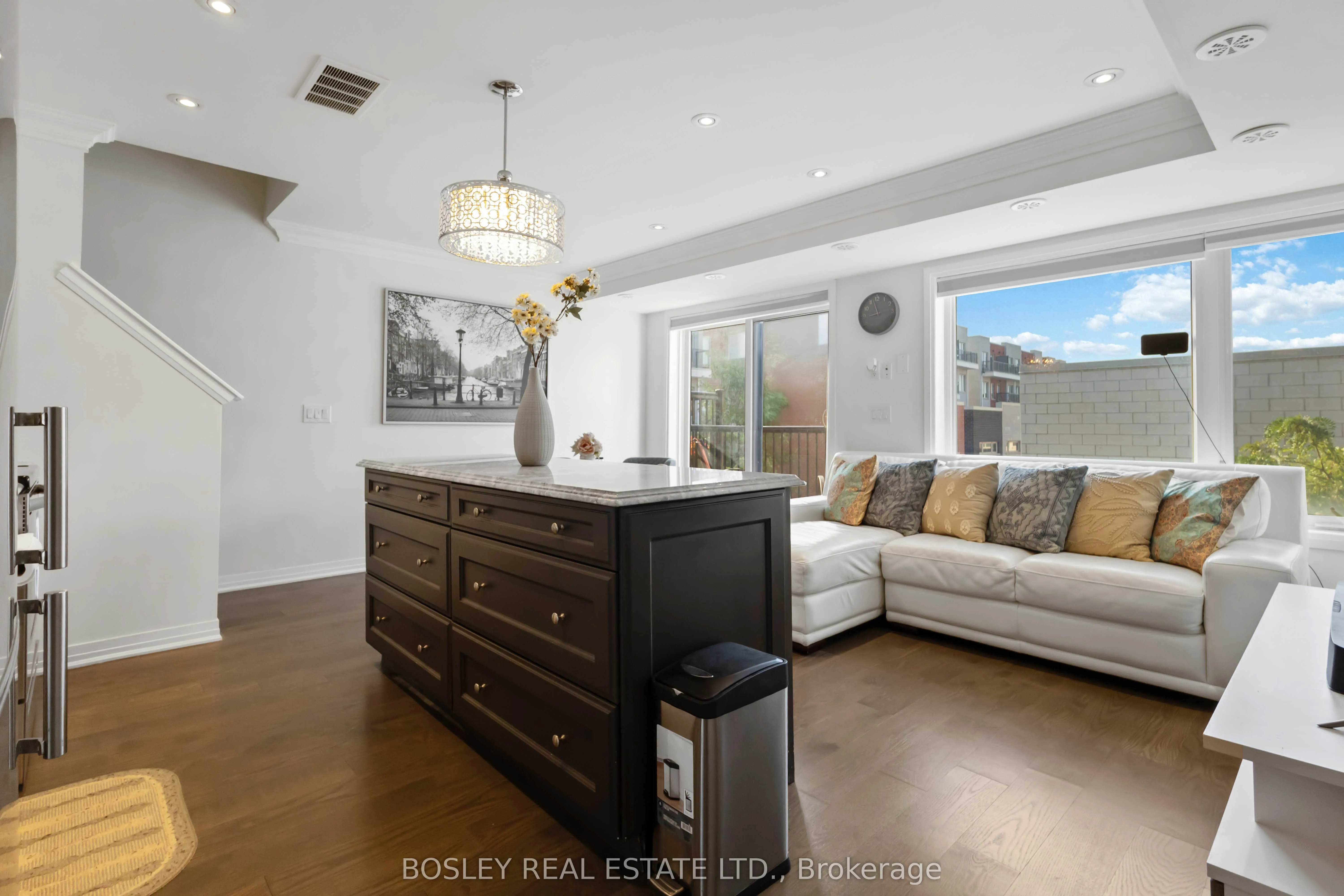 142 William Duncan Road, #16