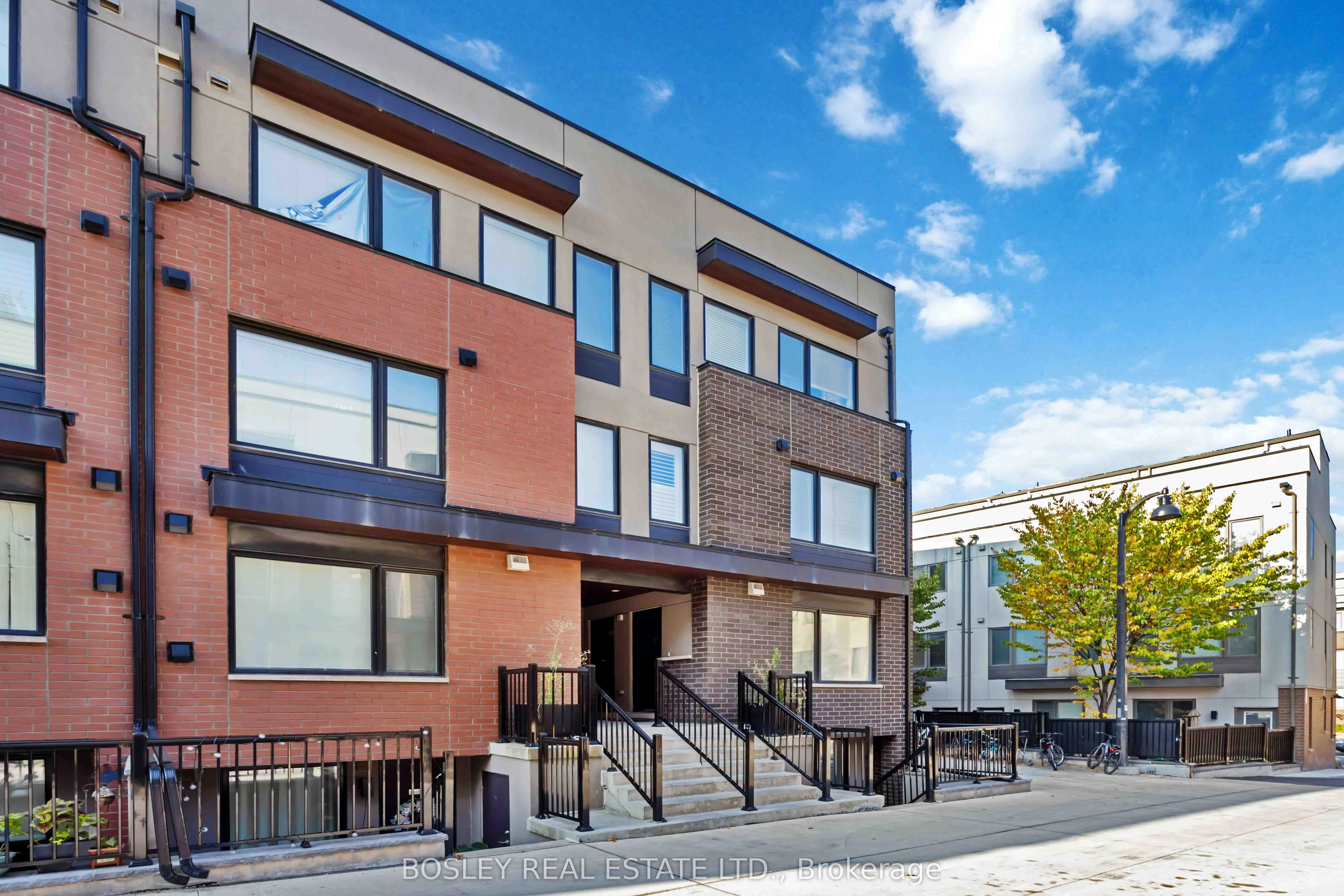 142 William Duncan Road, #16