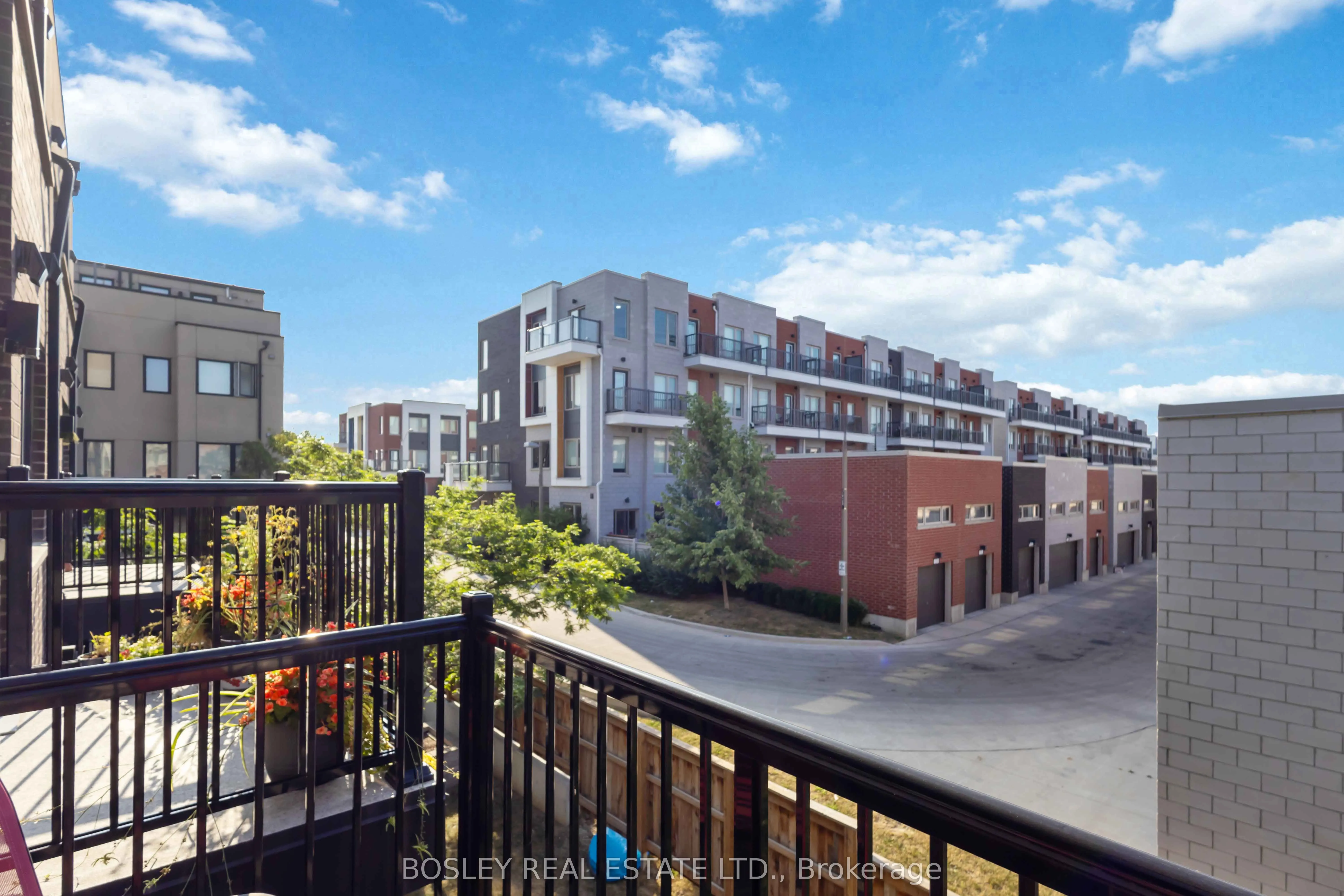 142 William Duncan Road, #16