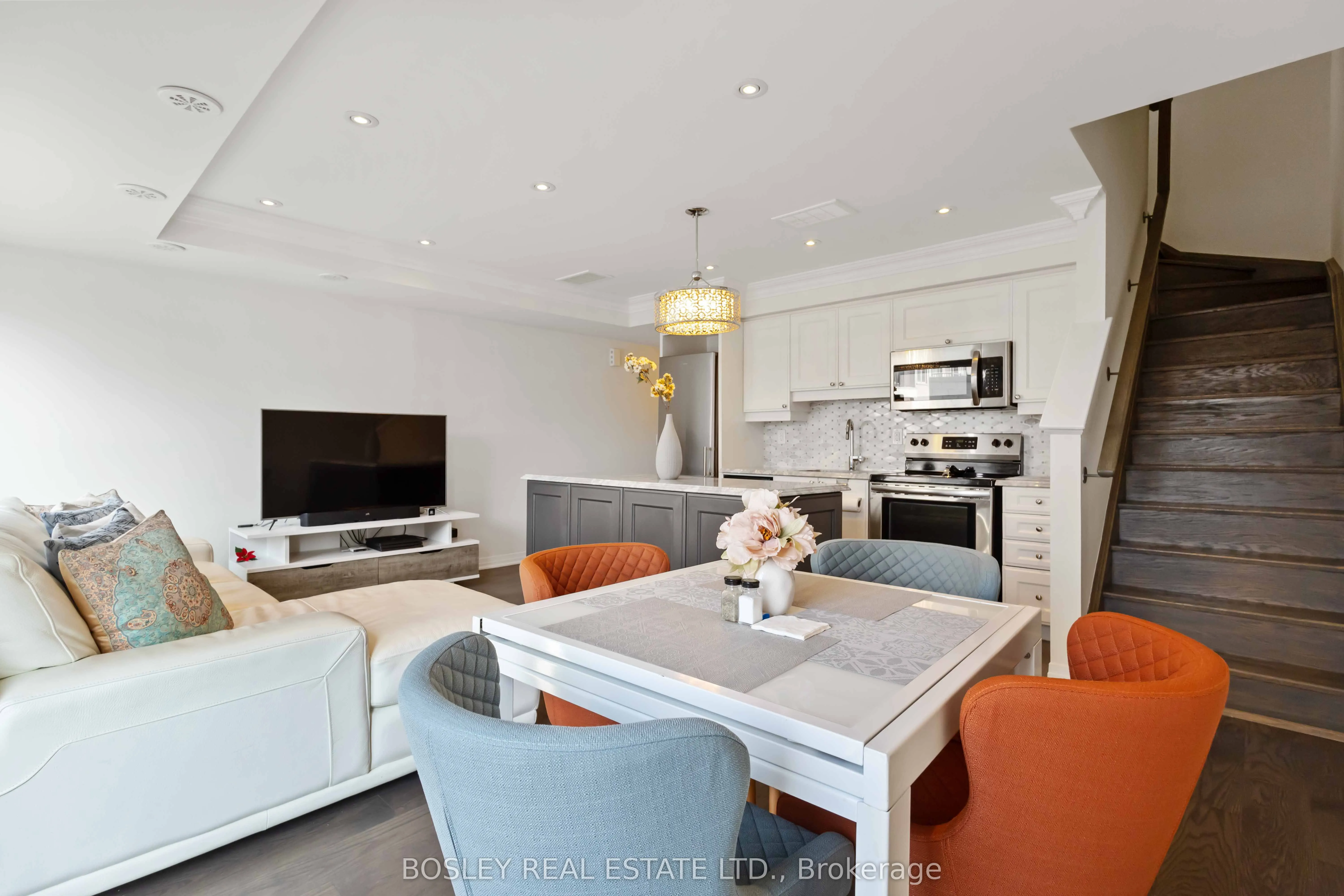 142 William Duncan Road, #16