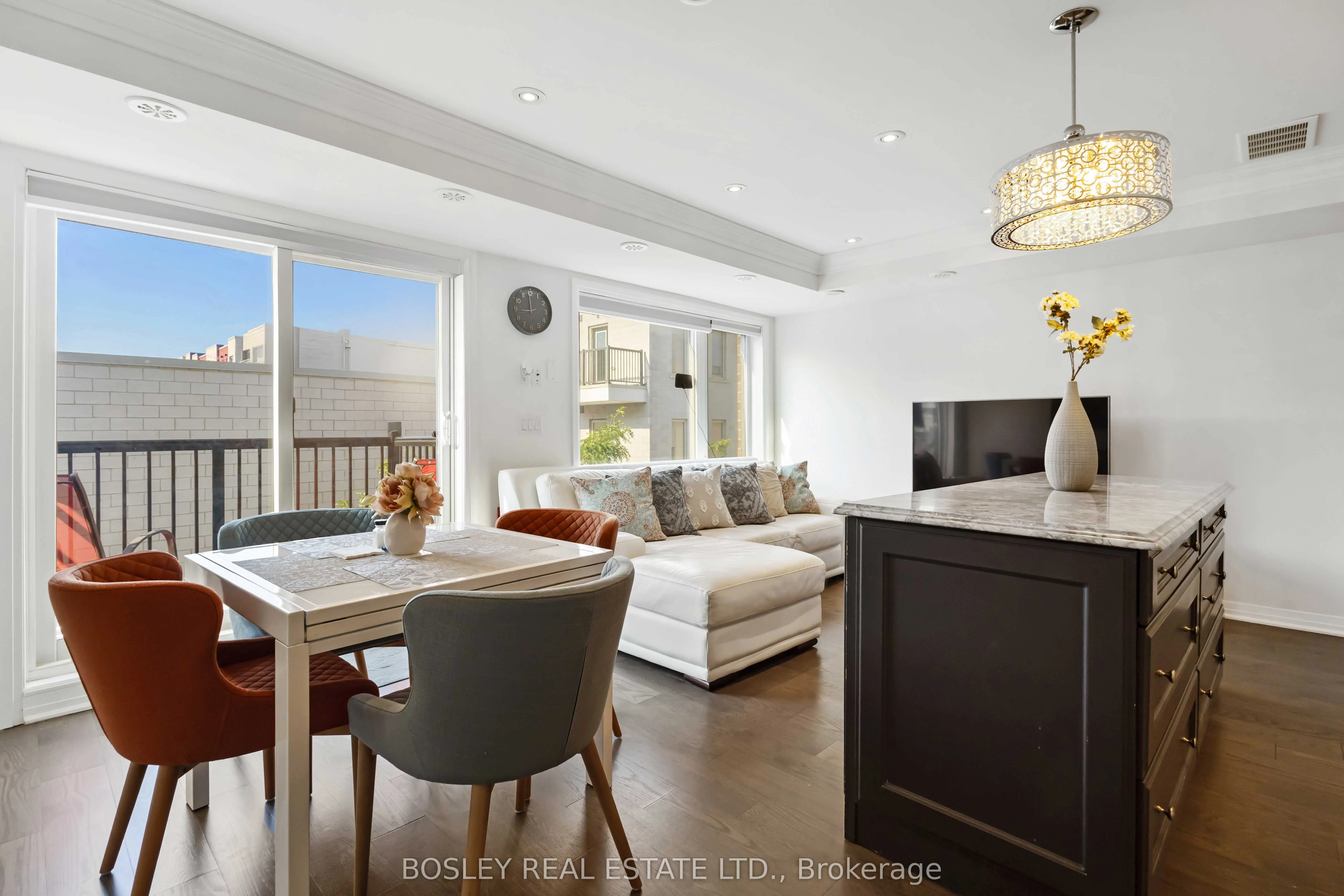 142 William Duncan Road, #16