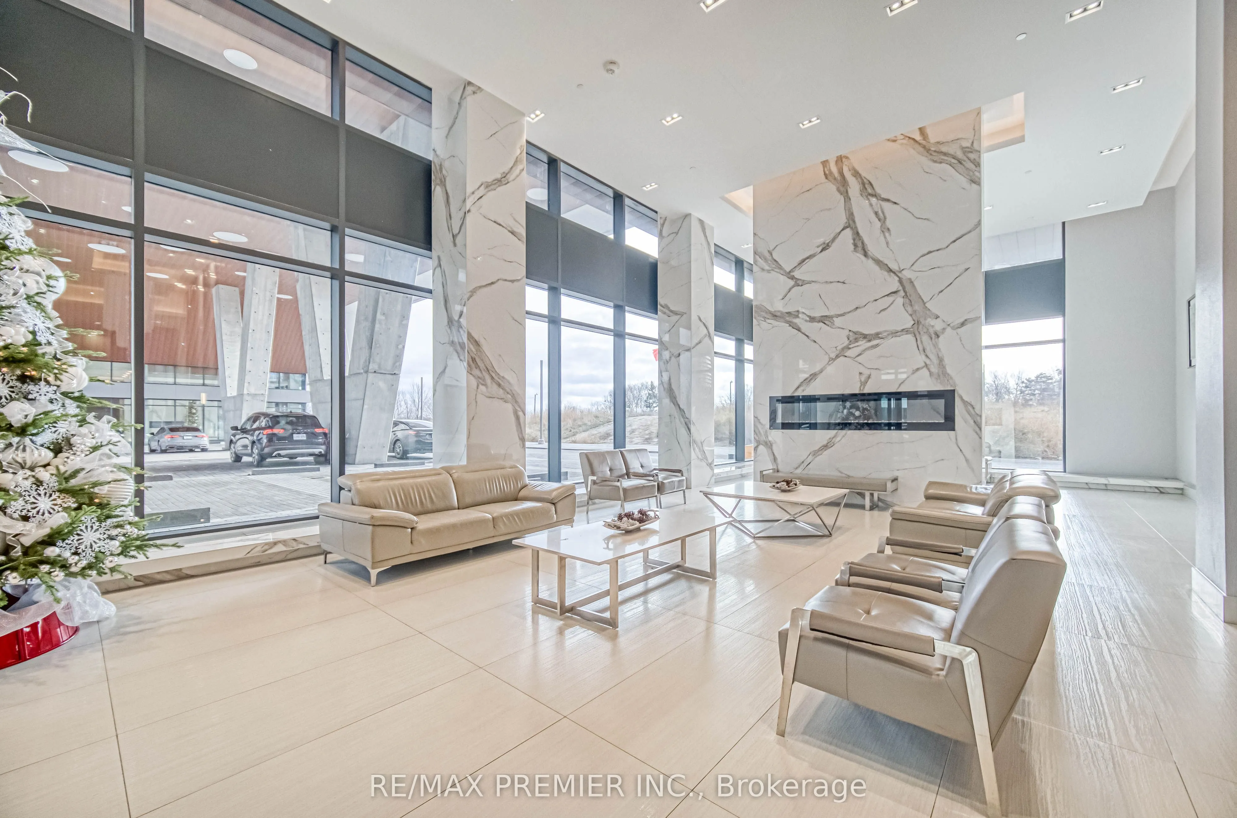 30 Shore Breeze Drive, #2712