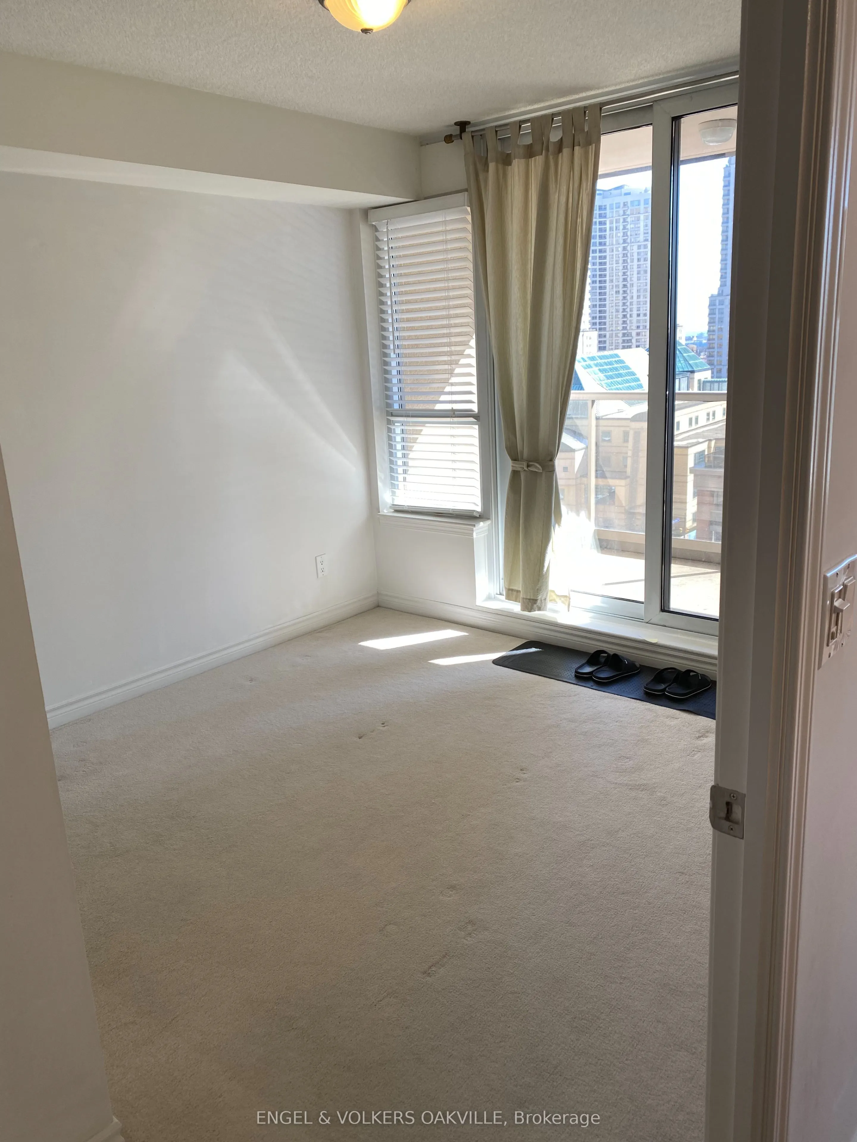 4090 Living Arts Drive, #1101