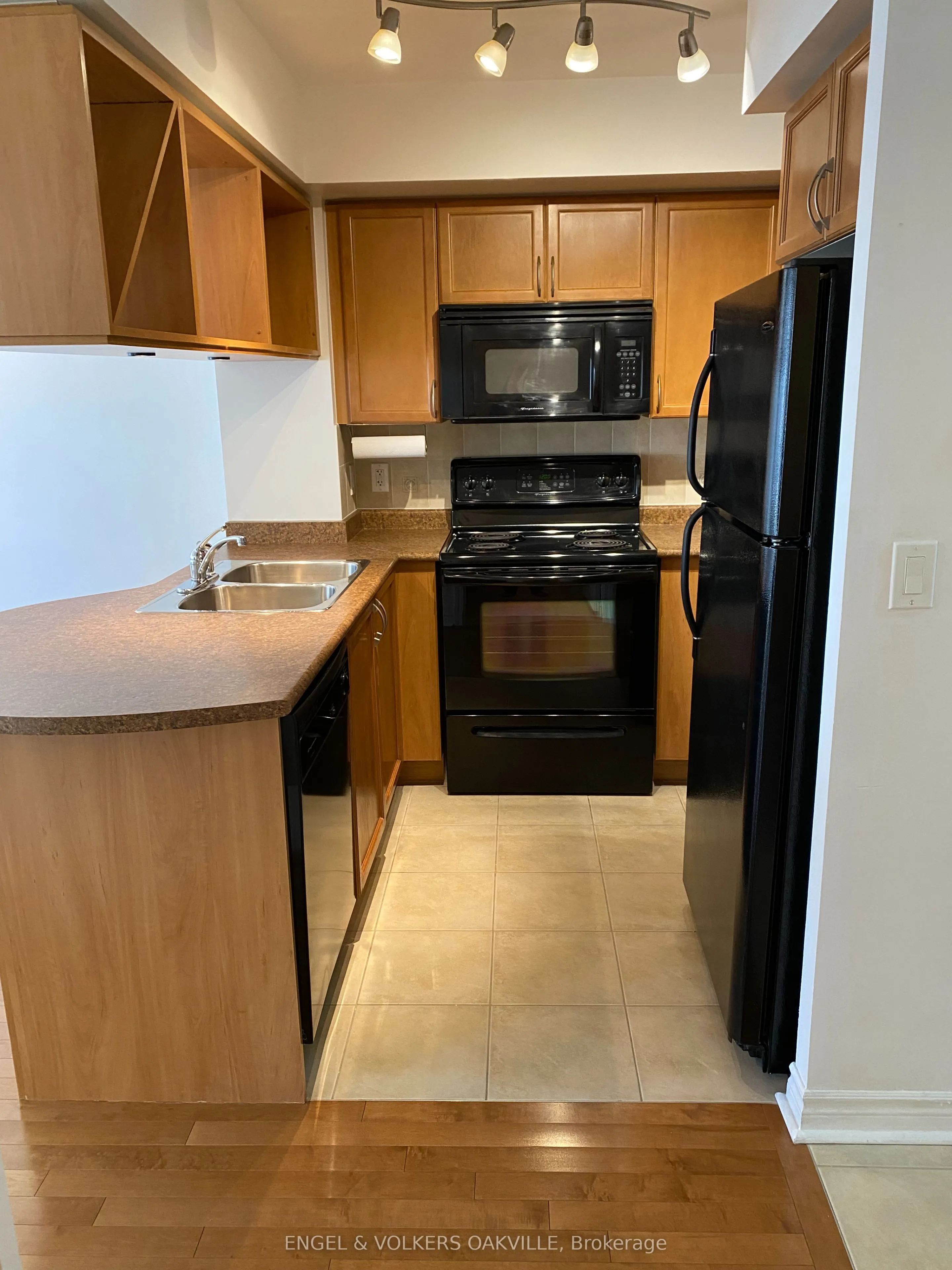 4090 Living Arts Drive, #1101