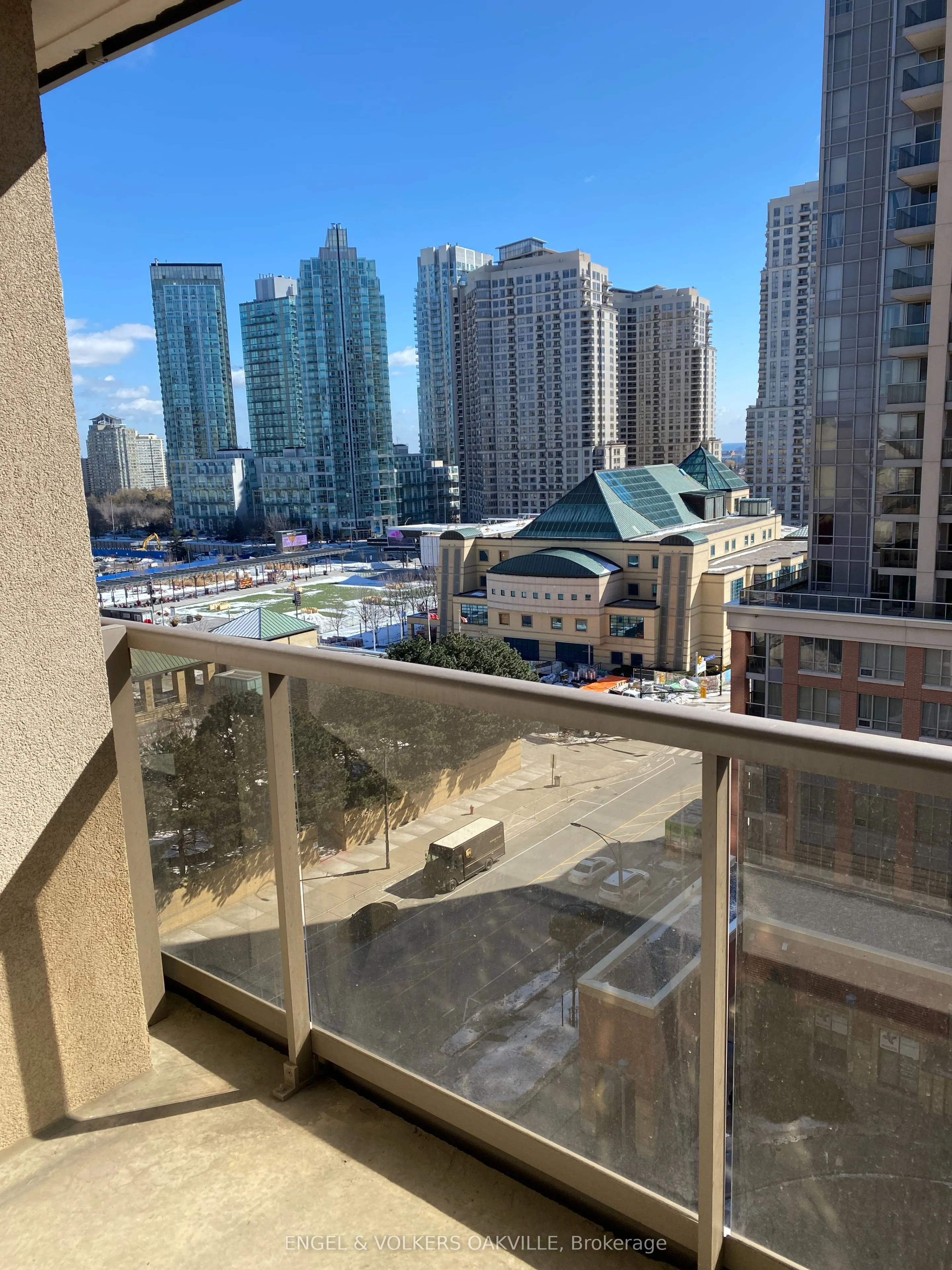 4090 Living Arts Drive, #1101