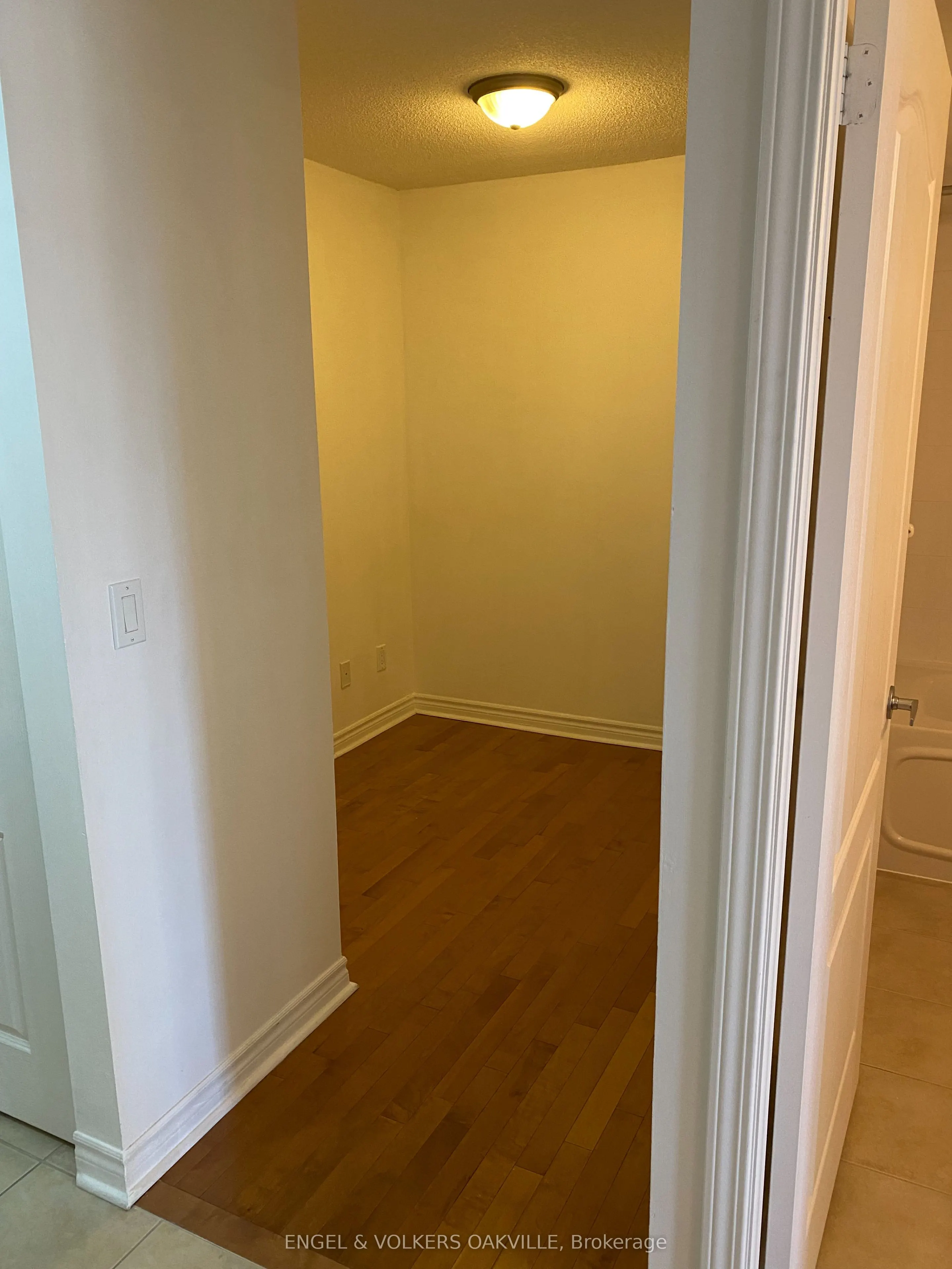 4090 Living Arts Drive, #1101