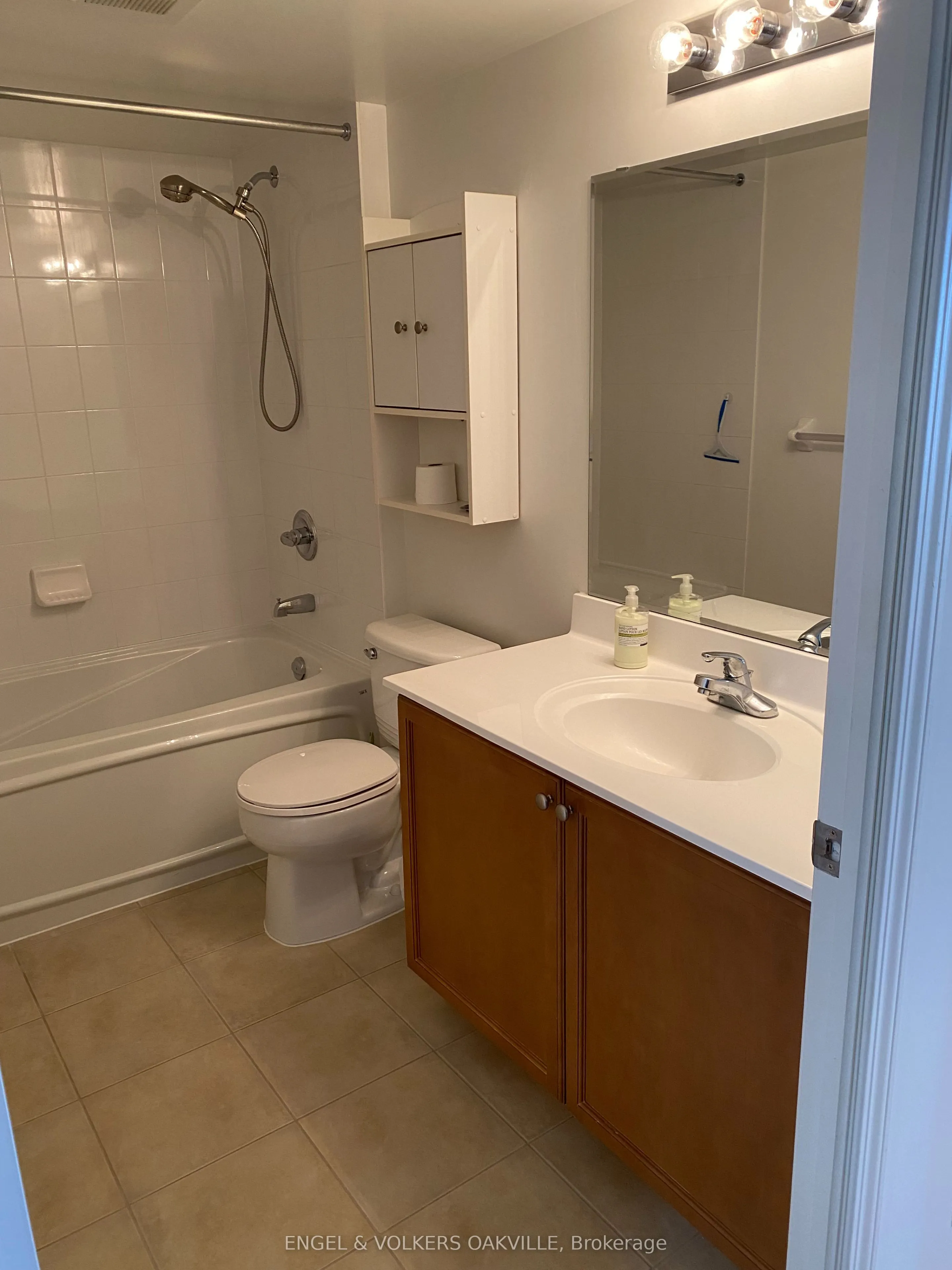 4090 Living Arts Drive, #1101