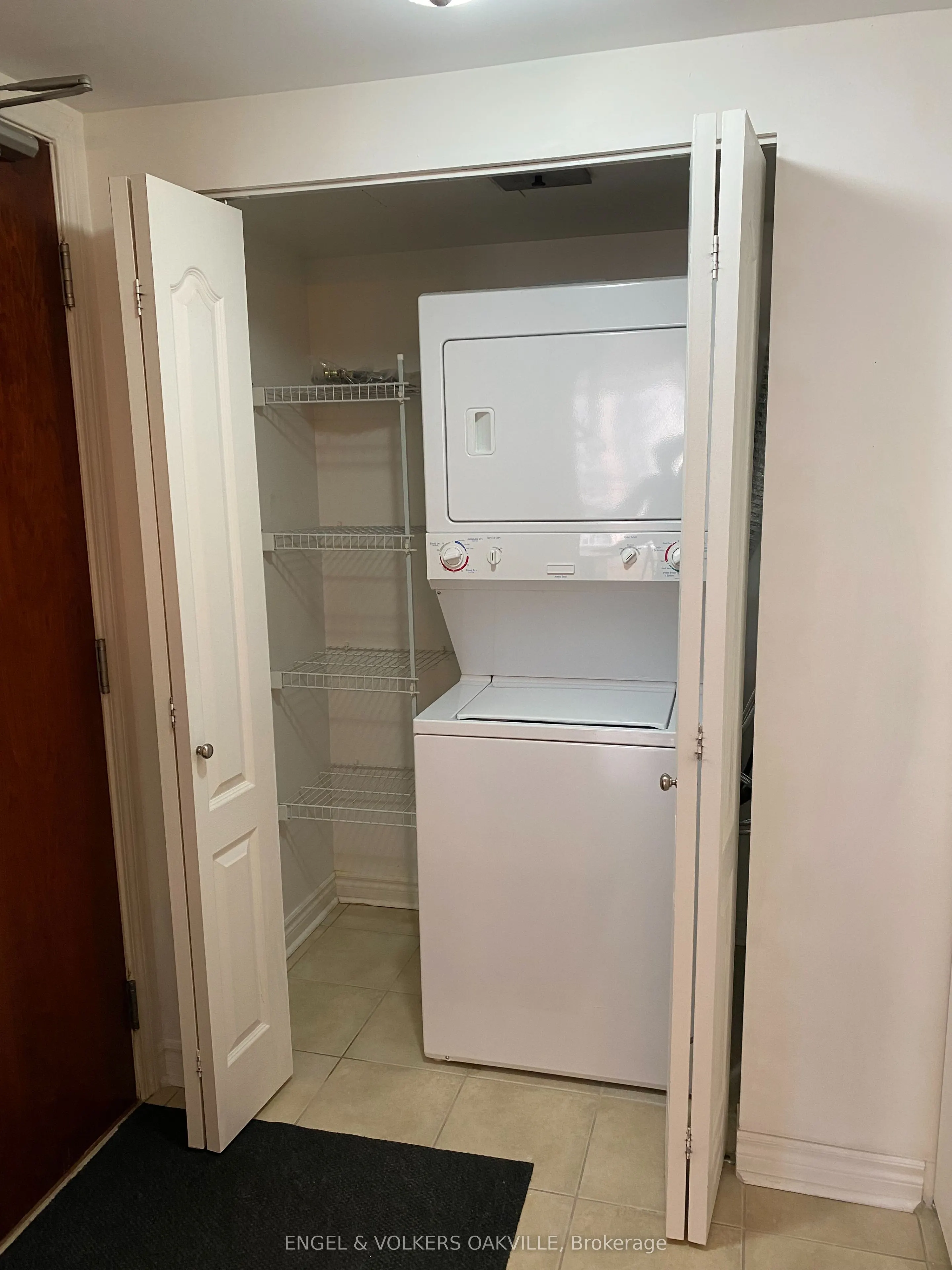 4090 Living Arts Drive, #1101