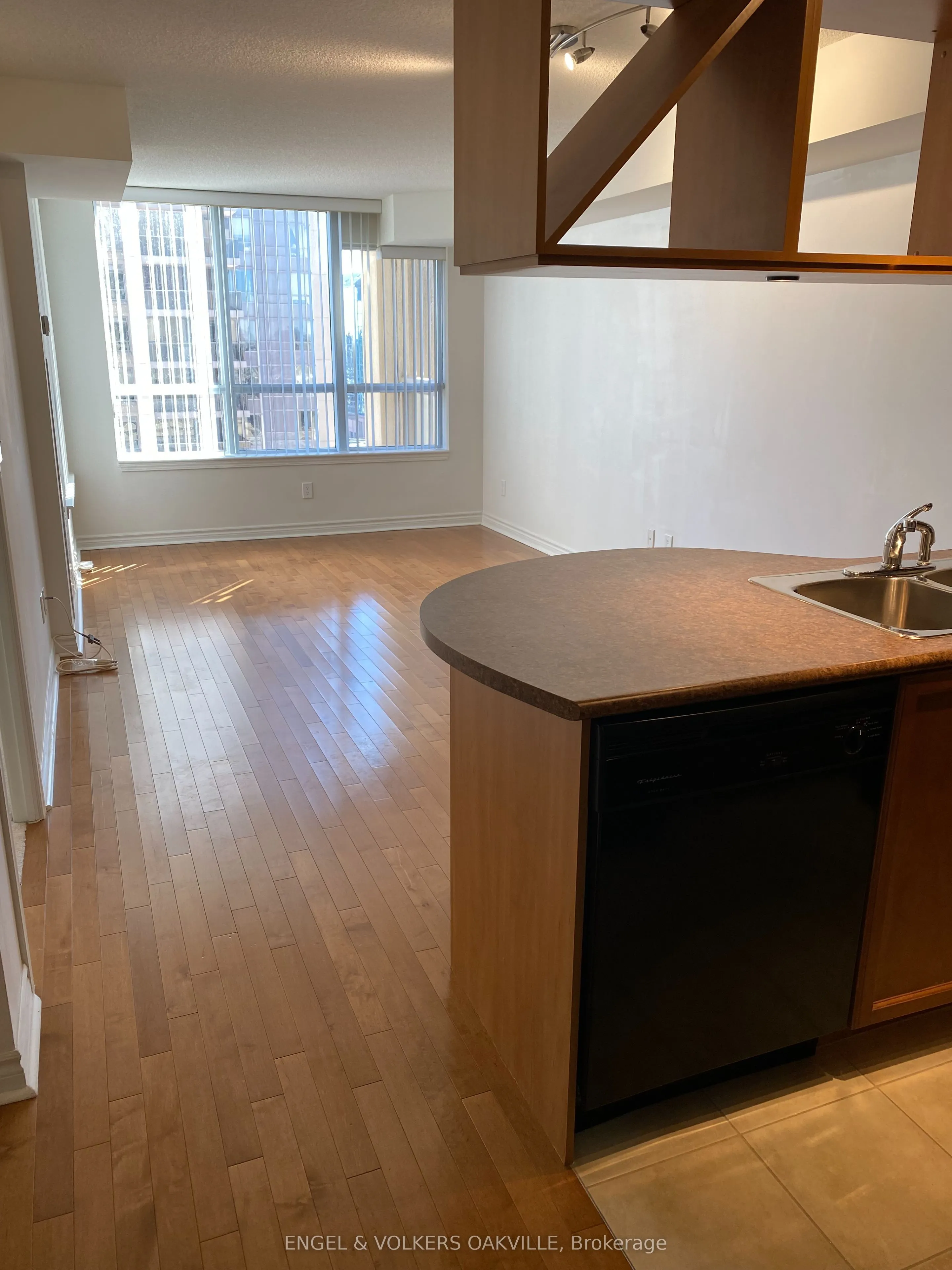 4090 Living Arts Drive, #1101