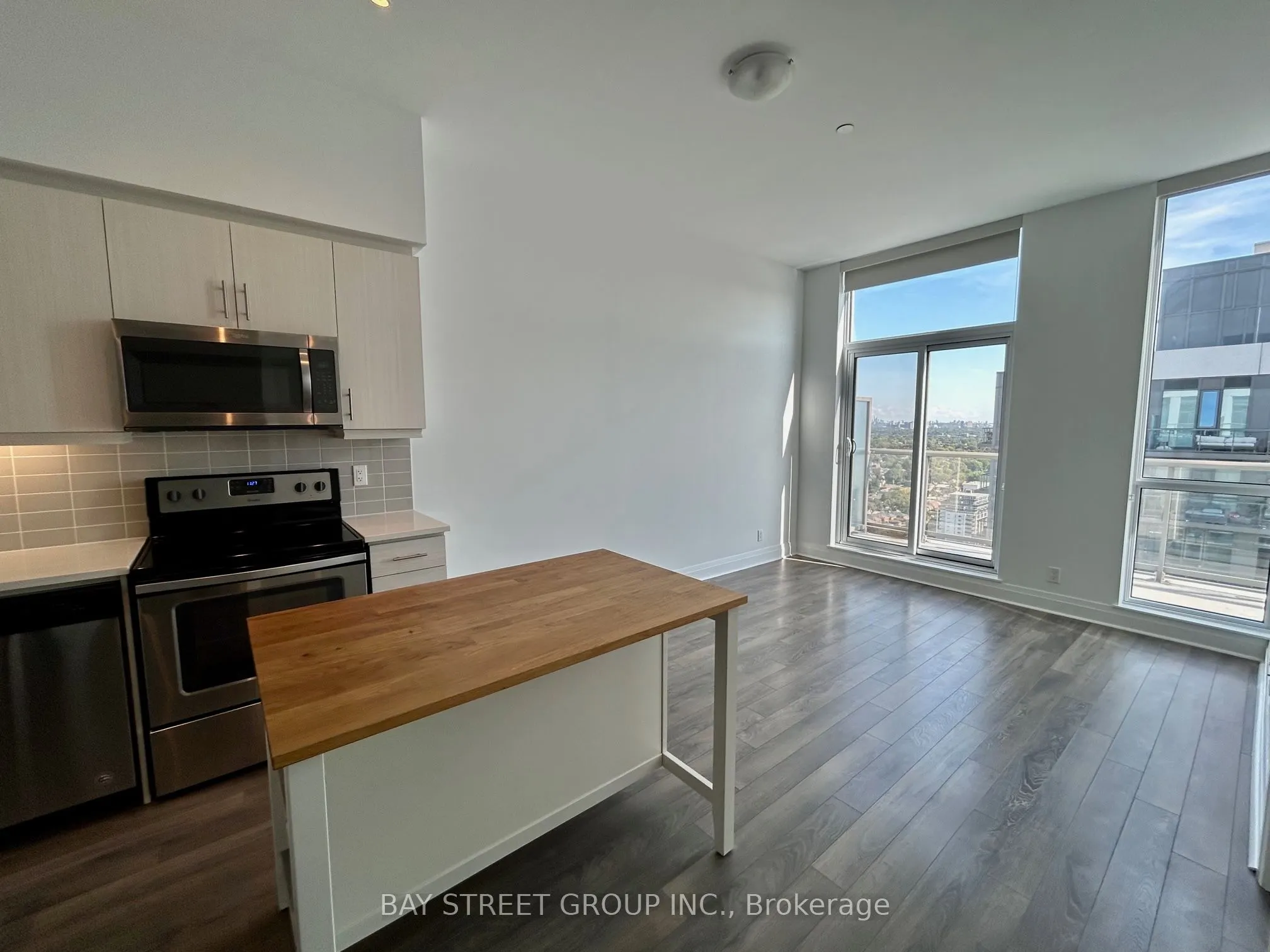 15 Zorra Street, #PH03
