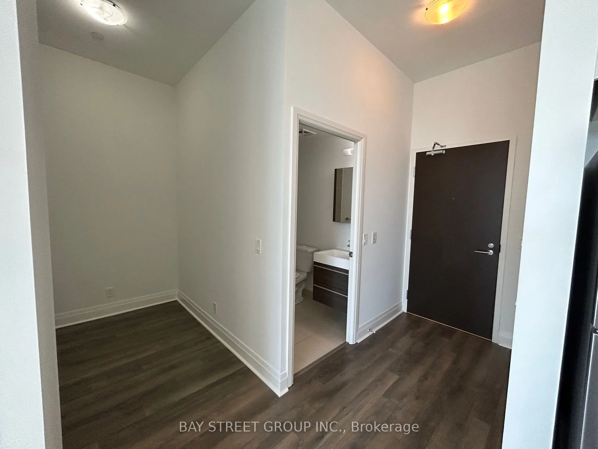 15 Zorra Street, #PH03