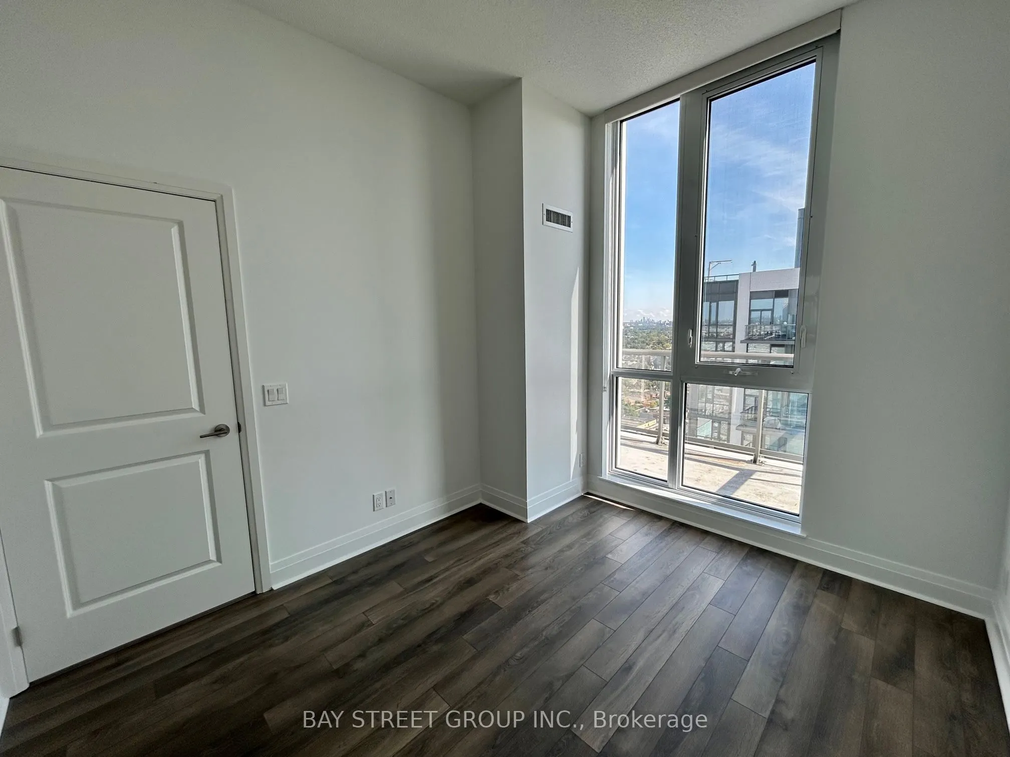 15 Zorra Street, #PH03
