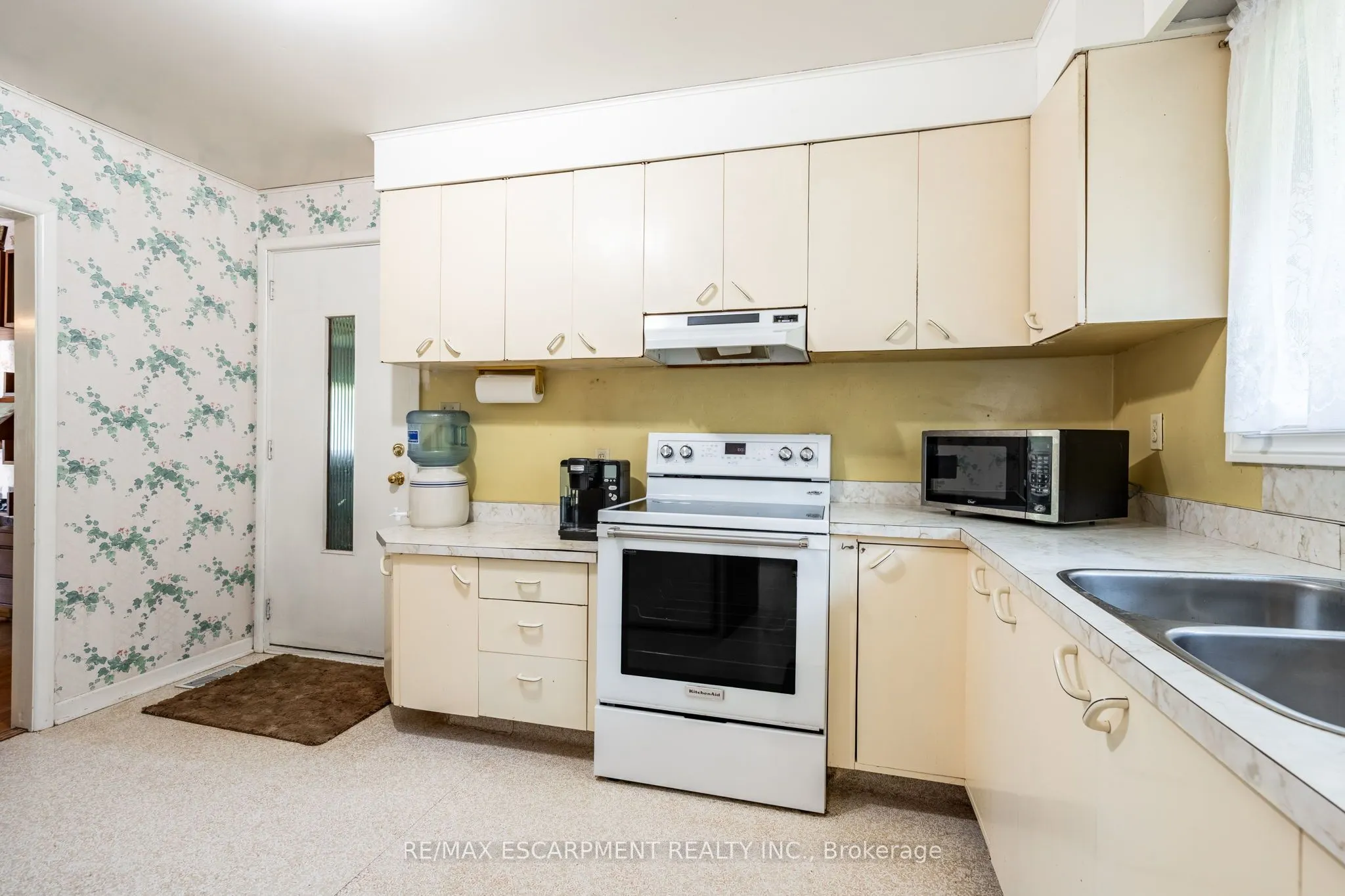 5224 Cedar Springs Road