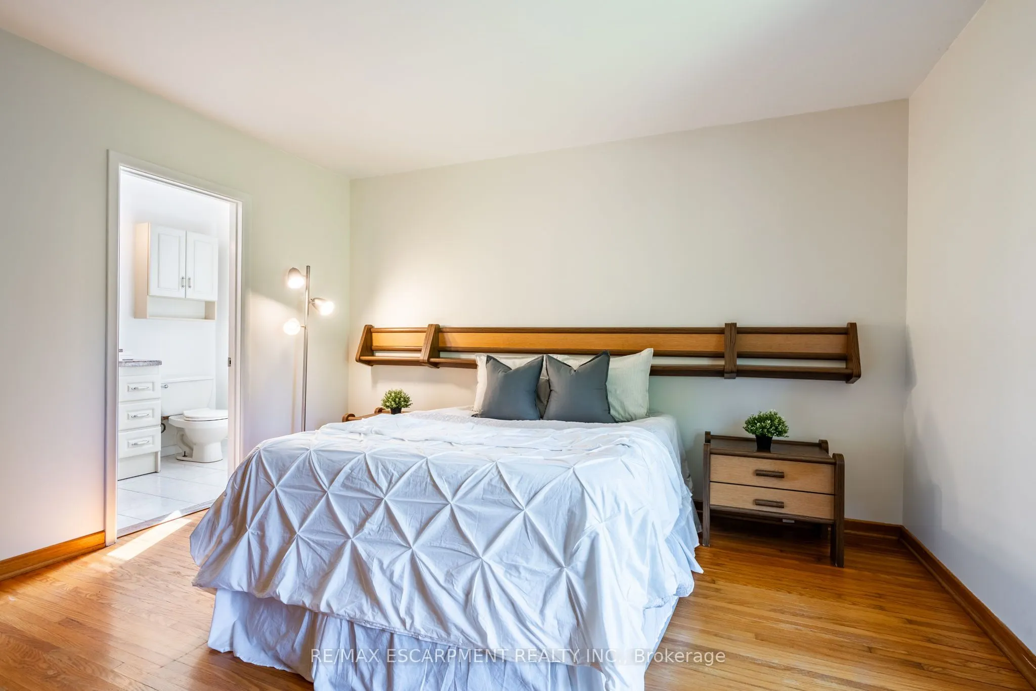 5224 Cedar Springs Road