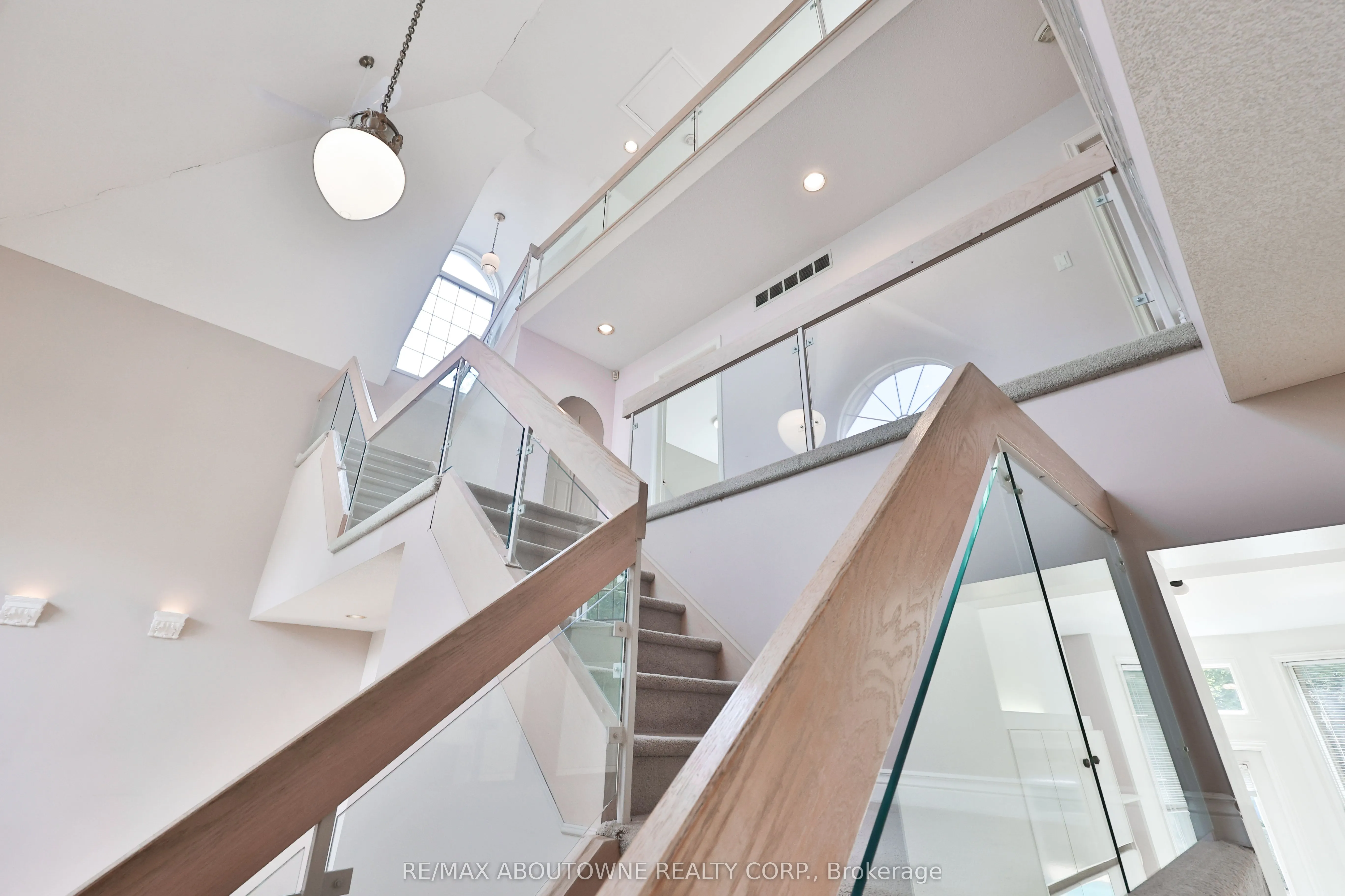 78 West River Street