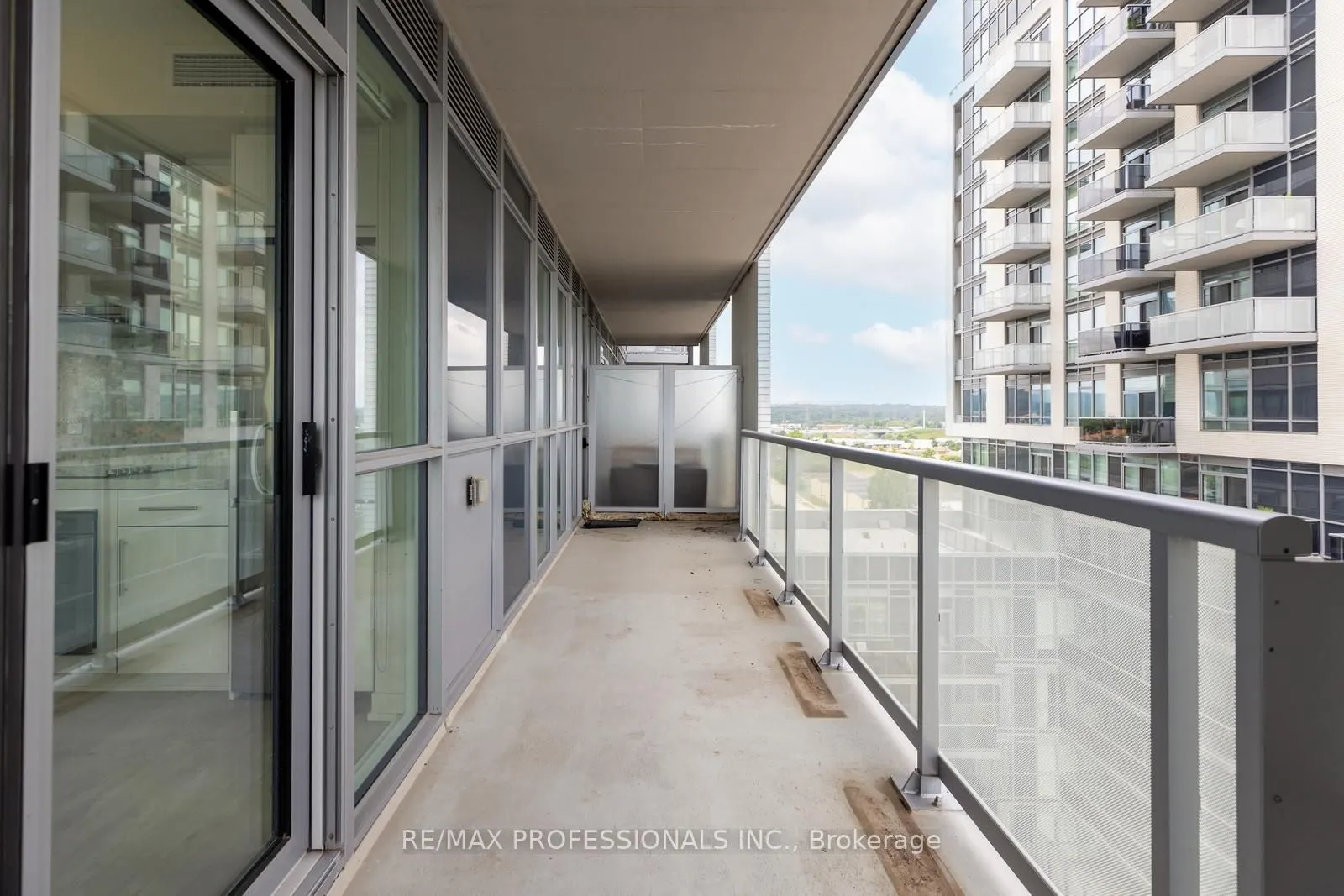 2087 Fairview Street, #1203