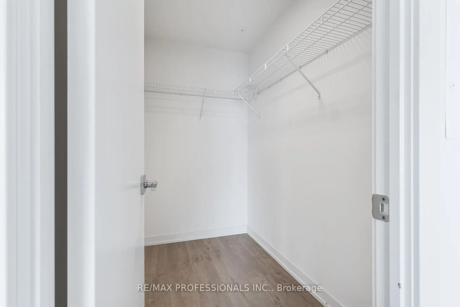 2087 Fairview Street, #1203