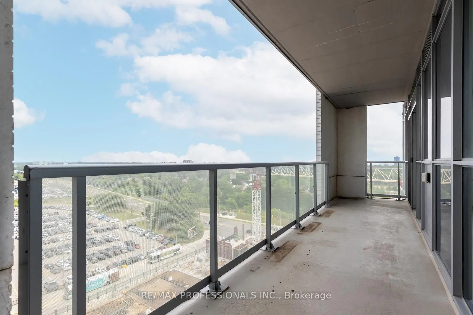 2087 Fairview Street, #1203