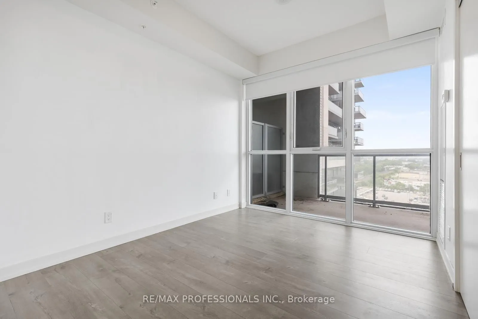 2087 Fairview Street, #1203