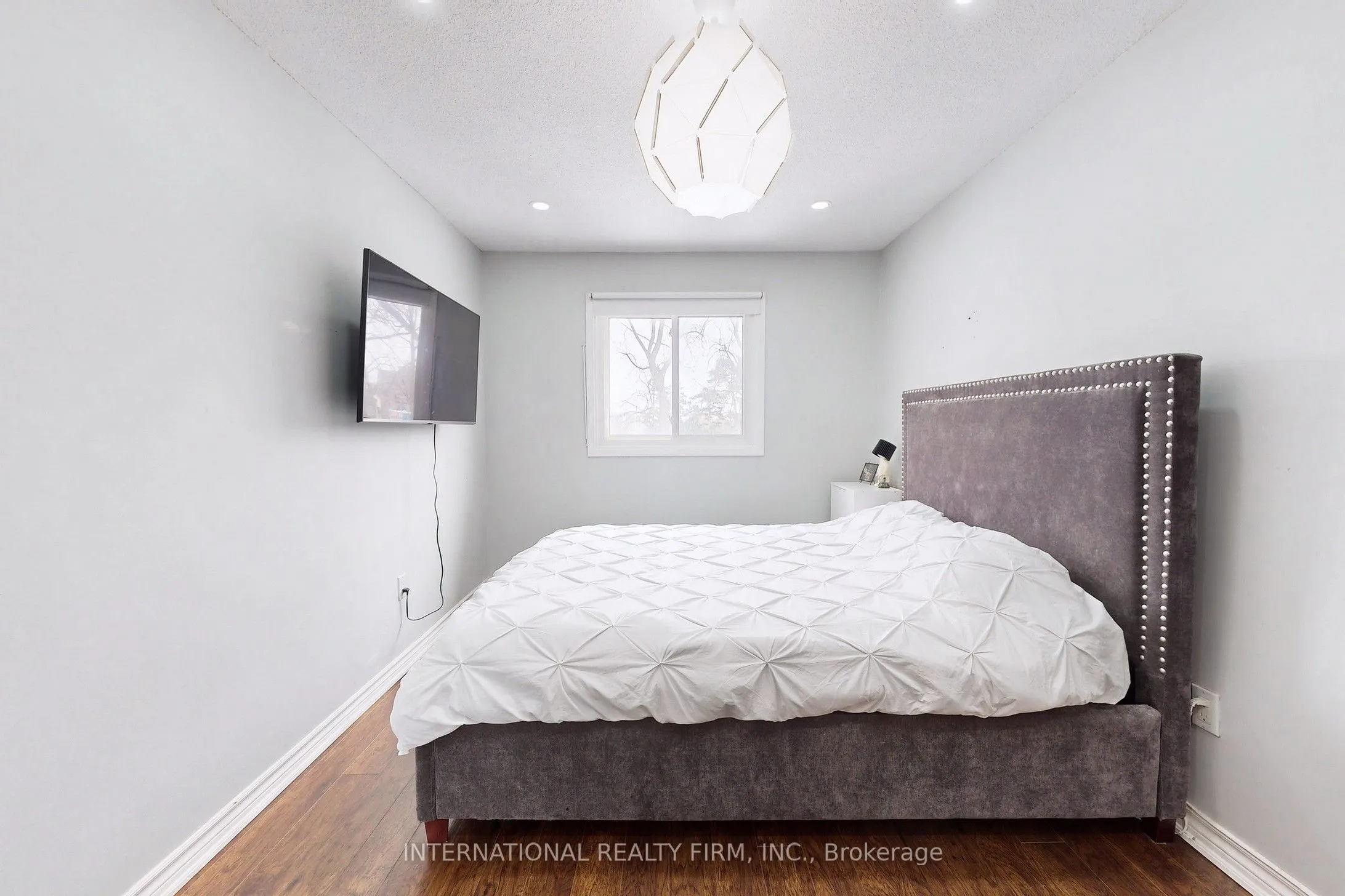 60 Hanson Road, #62