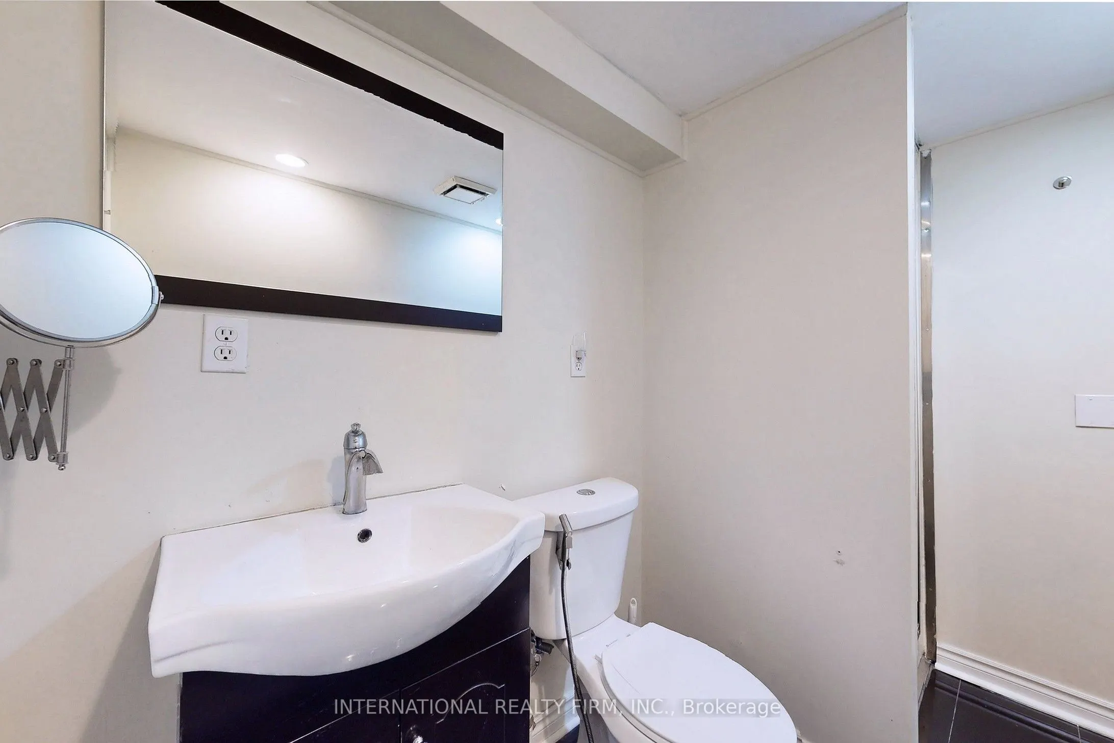 60 Hanson Road, #62