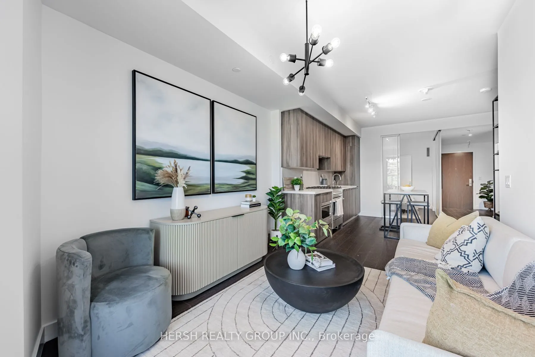 160 Kingsway Crescent, #310