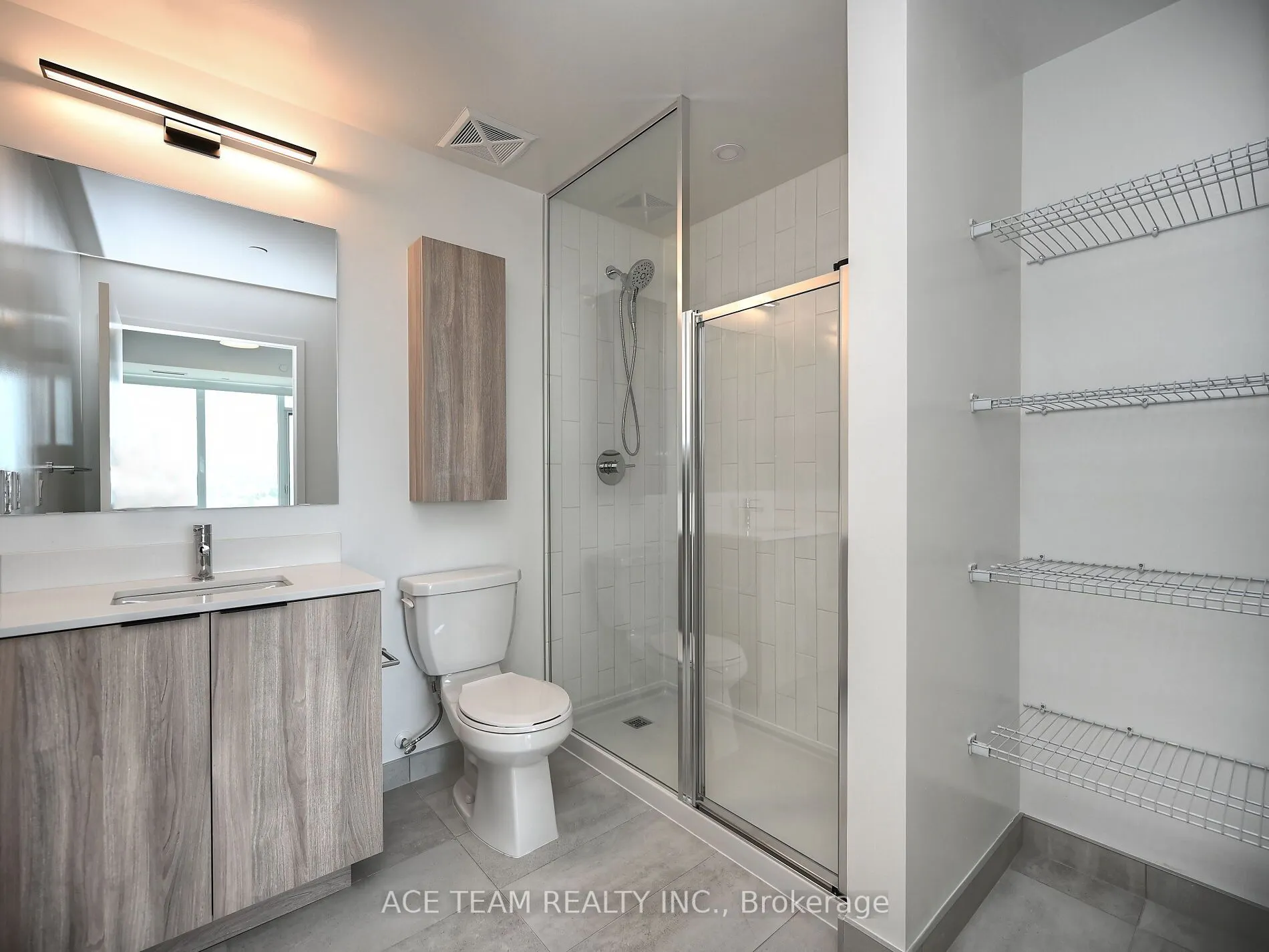 2485 Eglinton Avenue W, #925