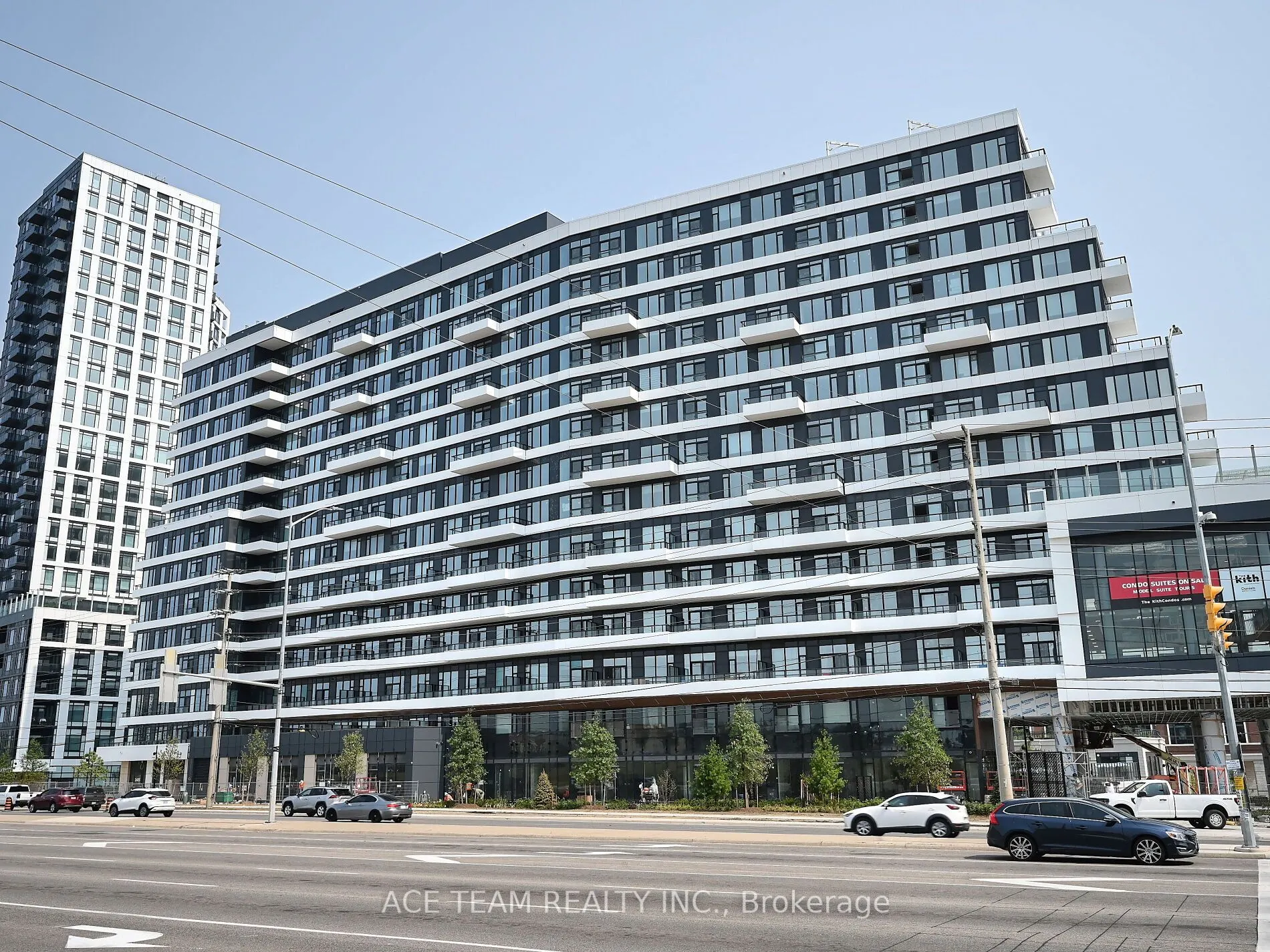 2485 Eglinton Avenue W, #925