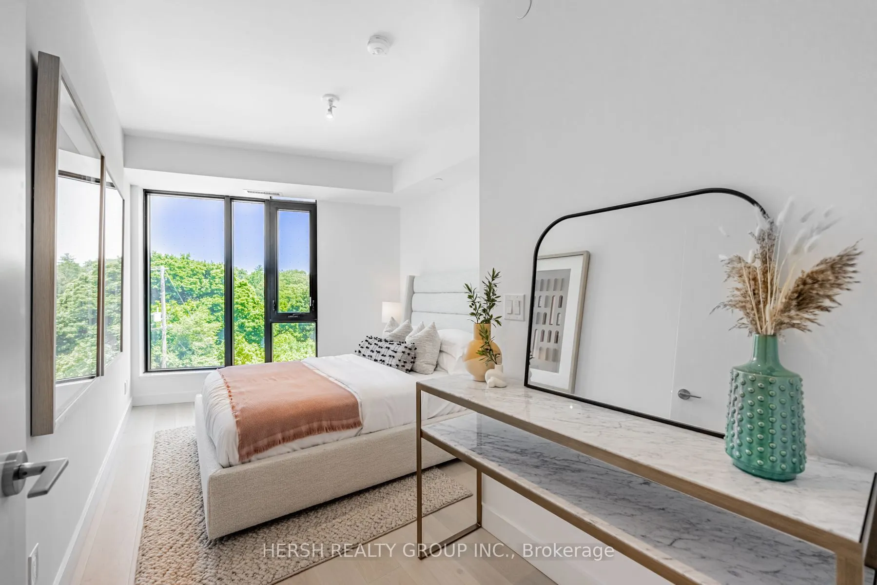 160 Kingsway Crescent, #312