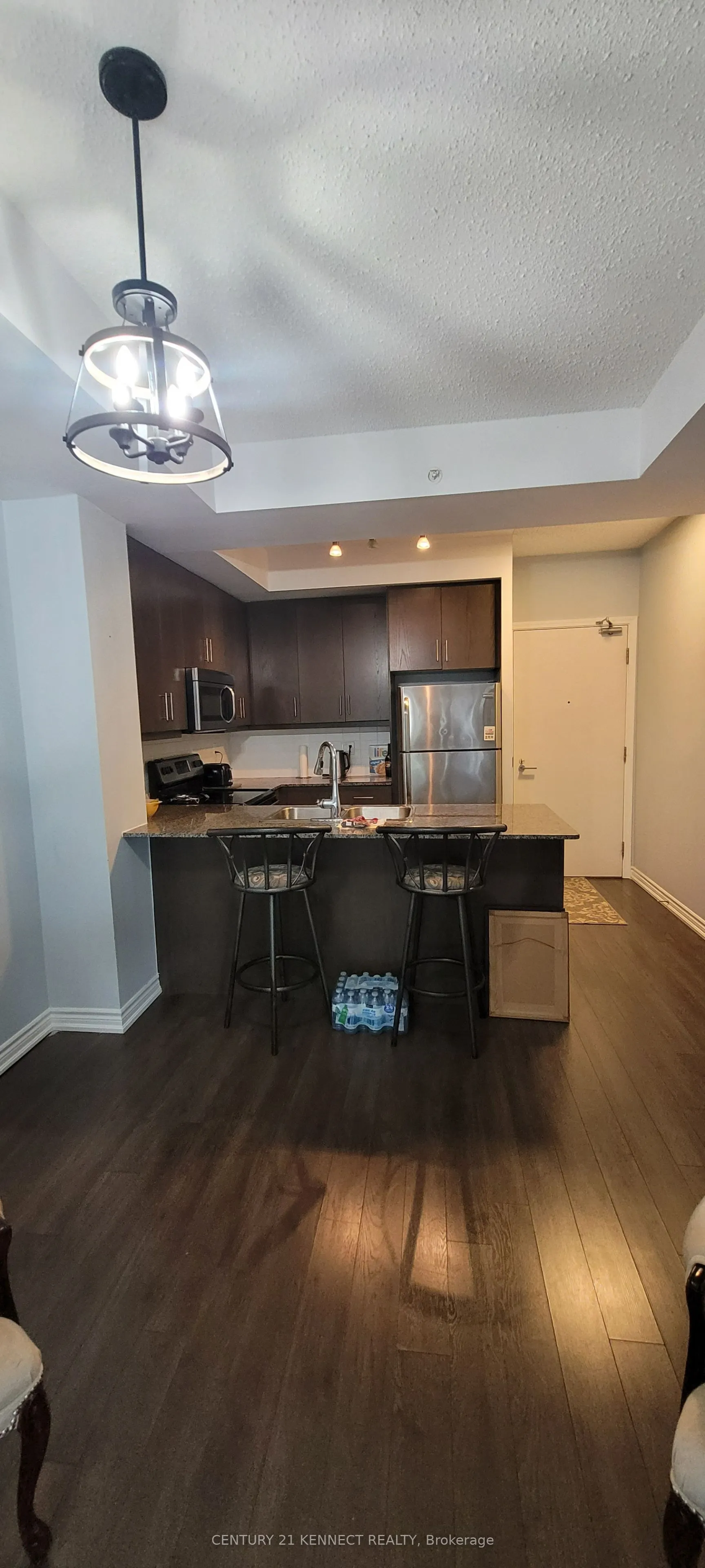 15 James Finlay Way, #1015
