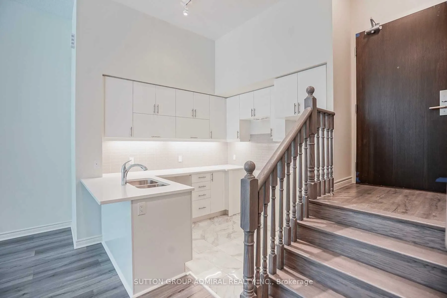 39 Annie Craig Drive, #Th4