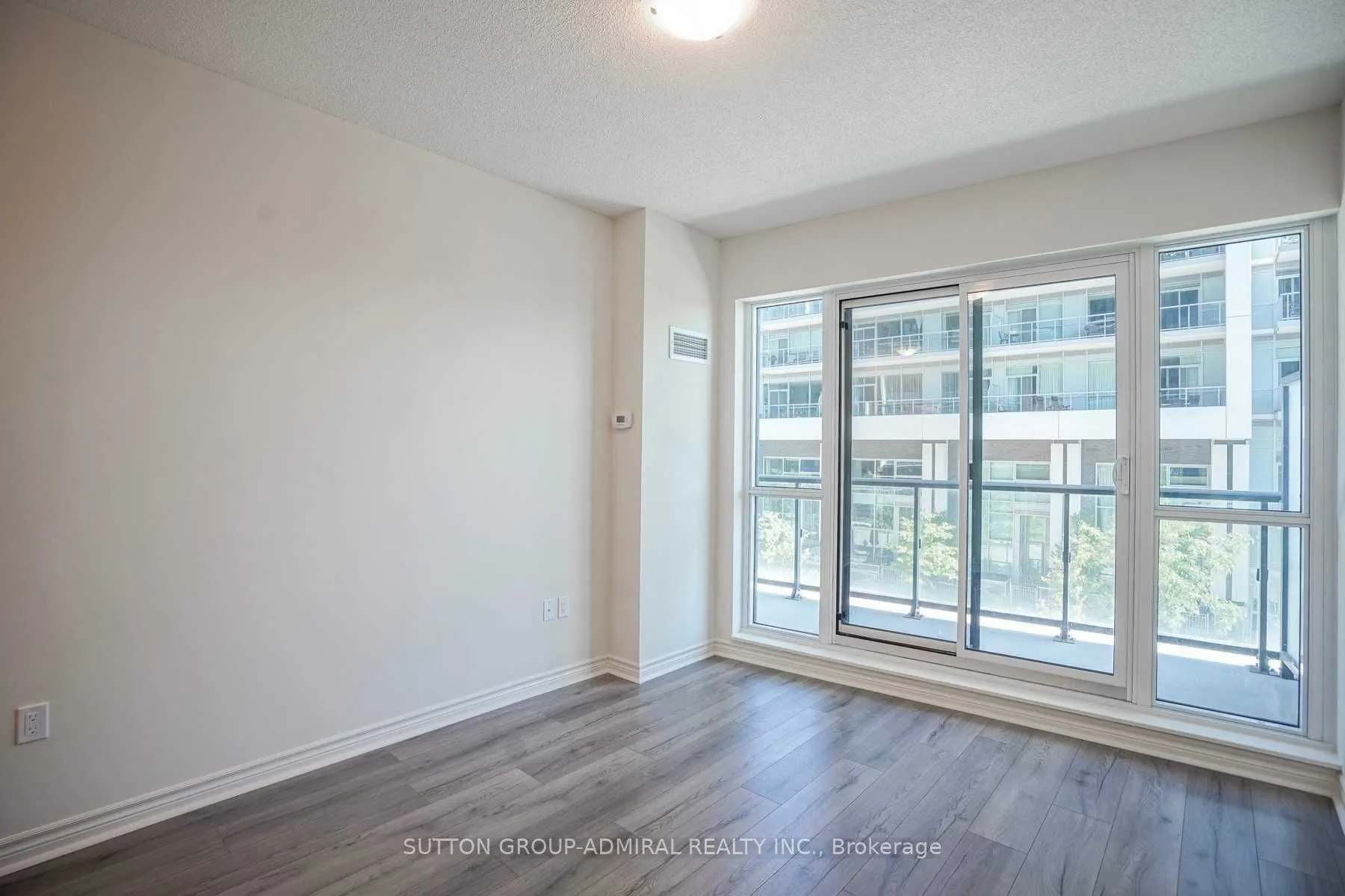 39 Annie Craig Drive, #Th4