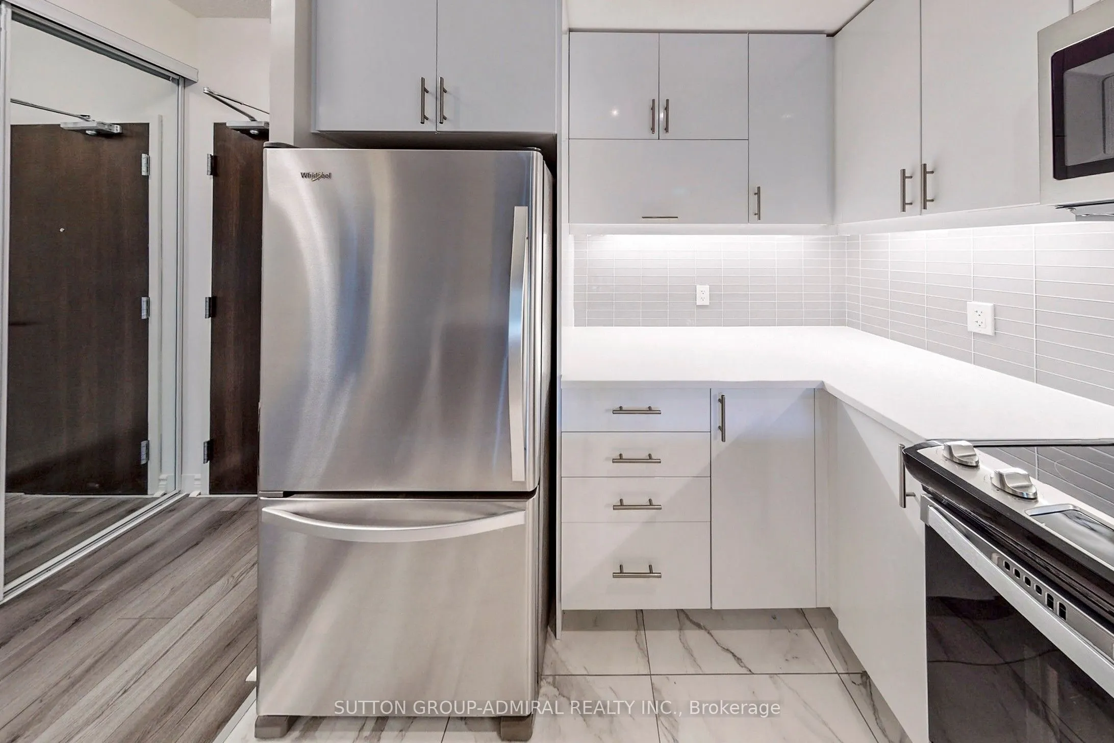 39 Annie Craig Drive, #221