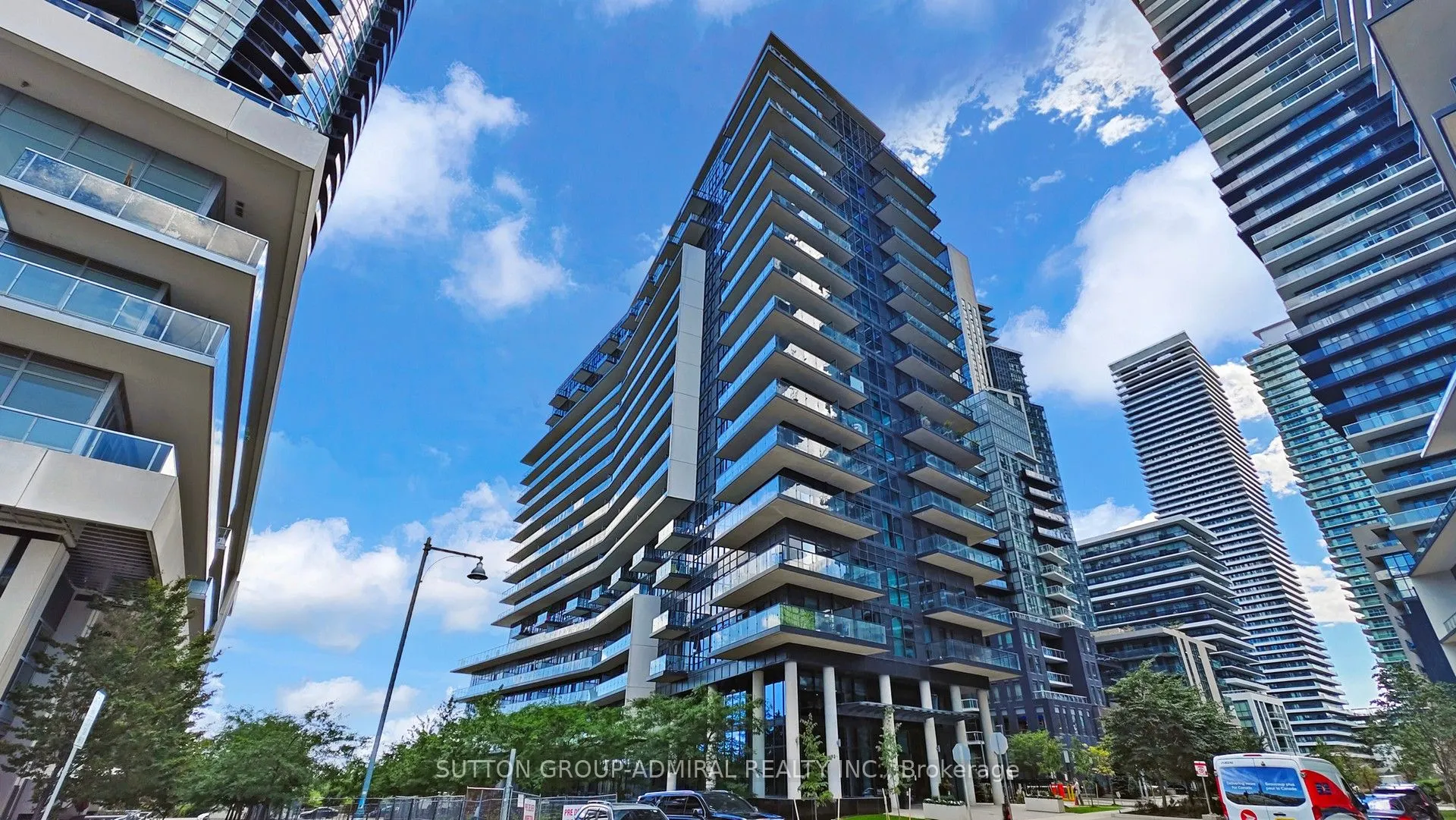 39 Annie Craig Drive, #221
