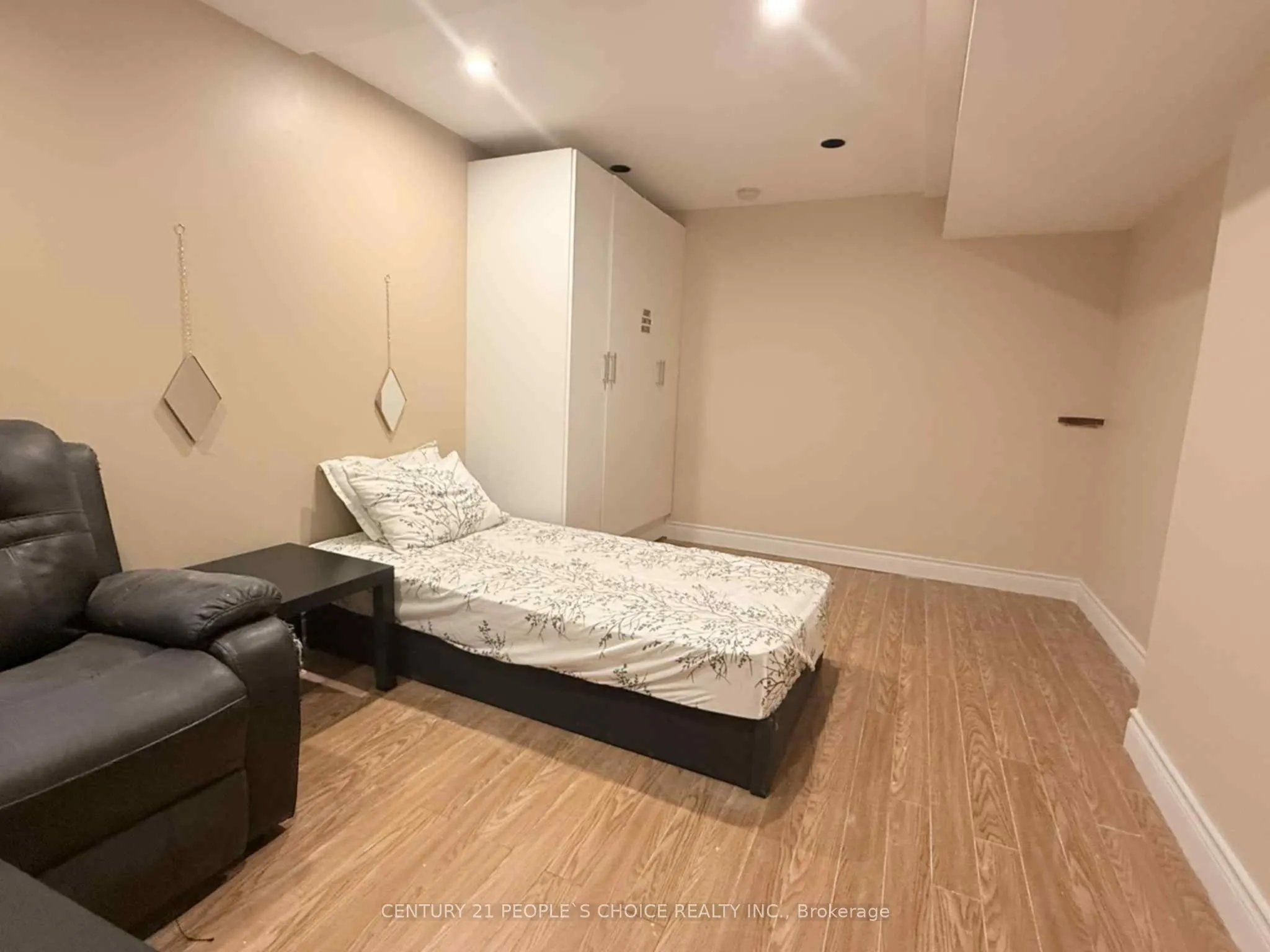 485 Greenpark Crescent, #Bsmt