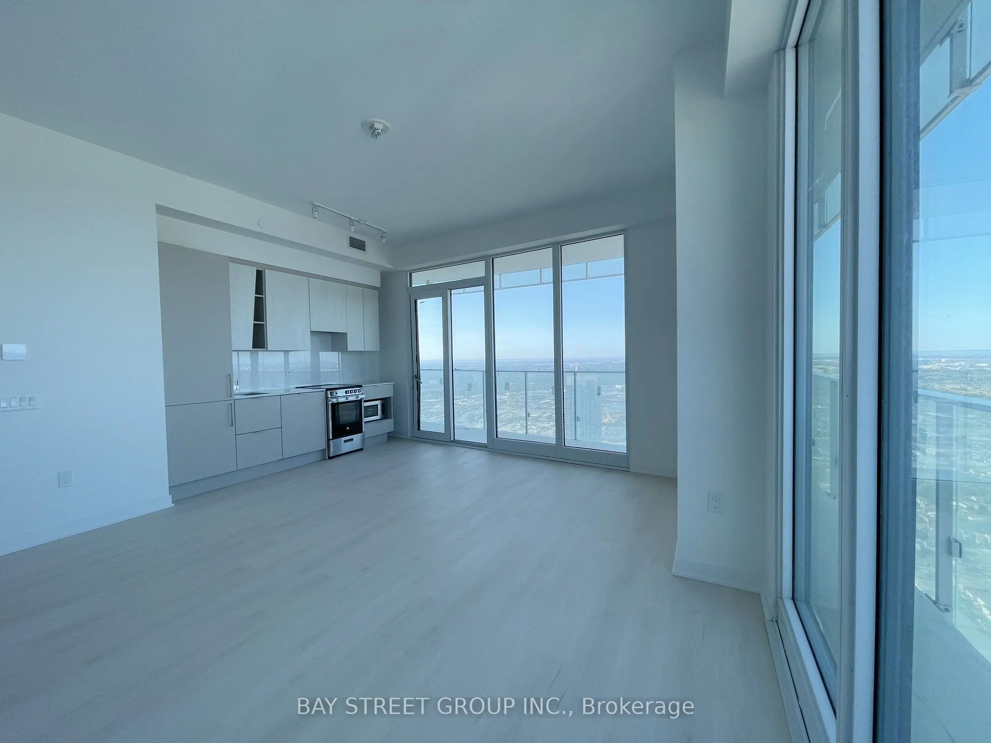3900 Confederation Parkway, #5807