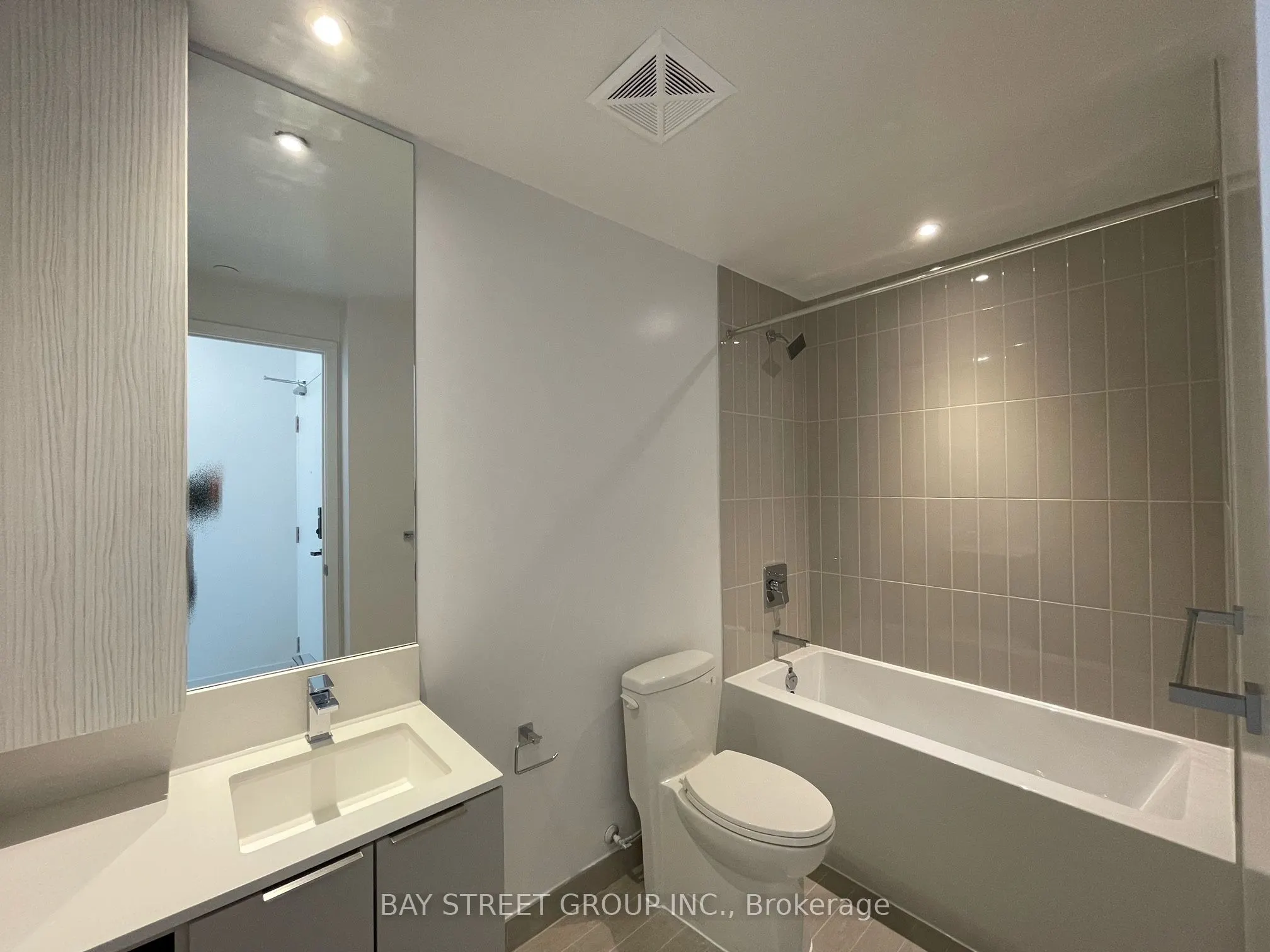 3900 Confederation Parkway, #5807
